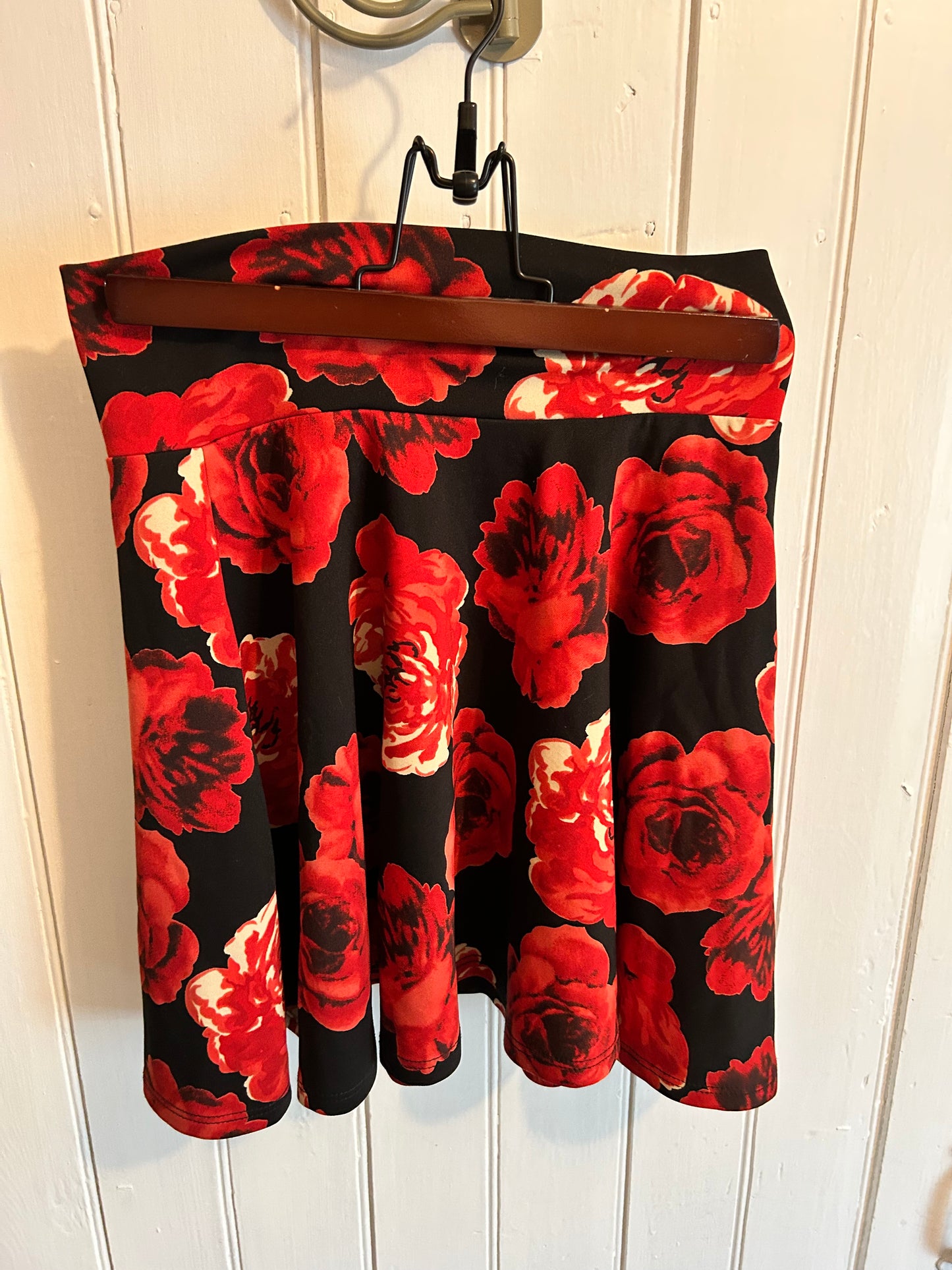 Joyce medium red floral skirt