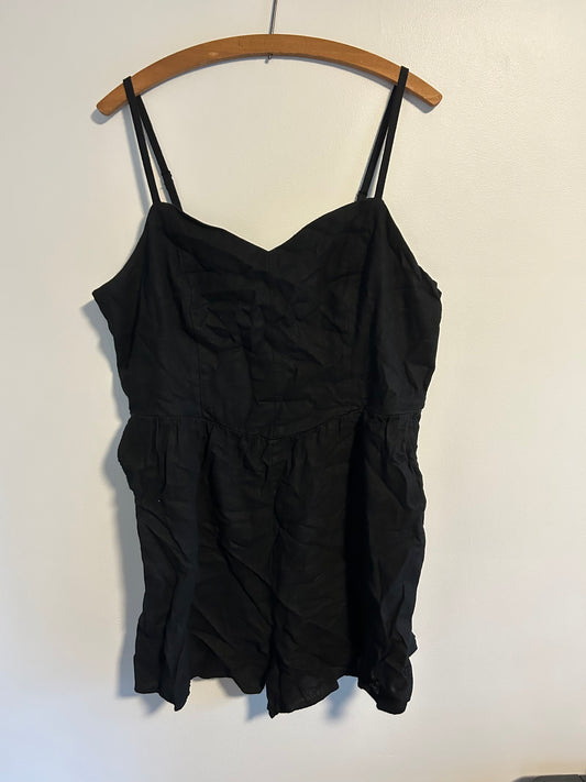 Old navy xl black shorts romper