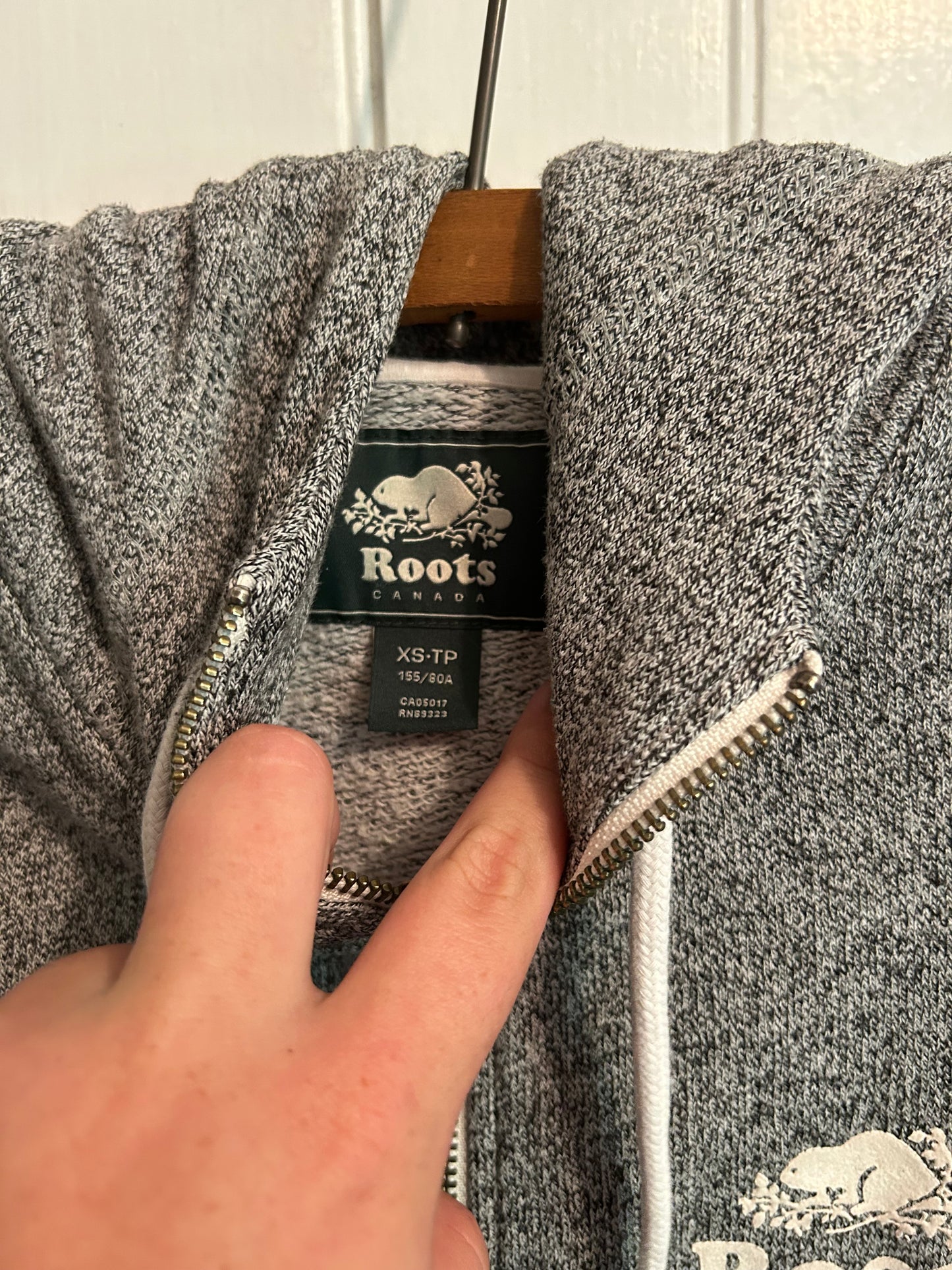 Roots women’s xs grey zip up hoodie