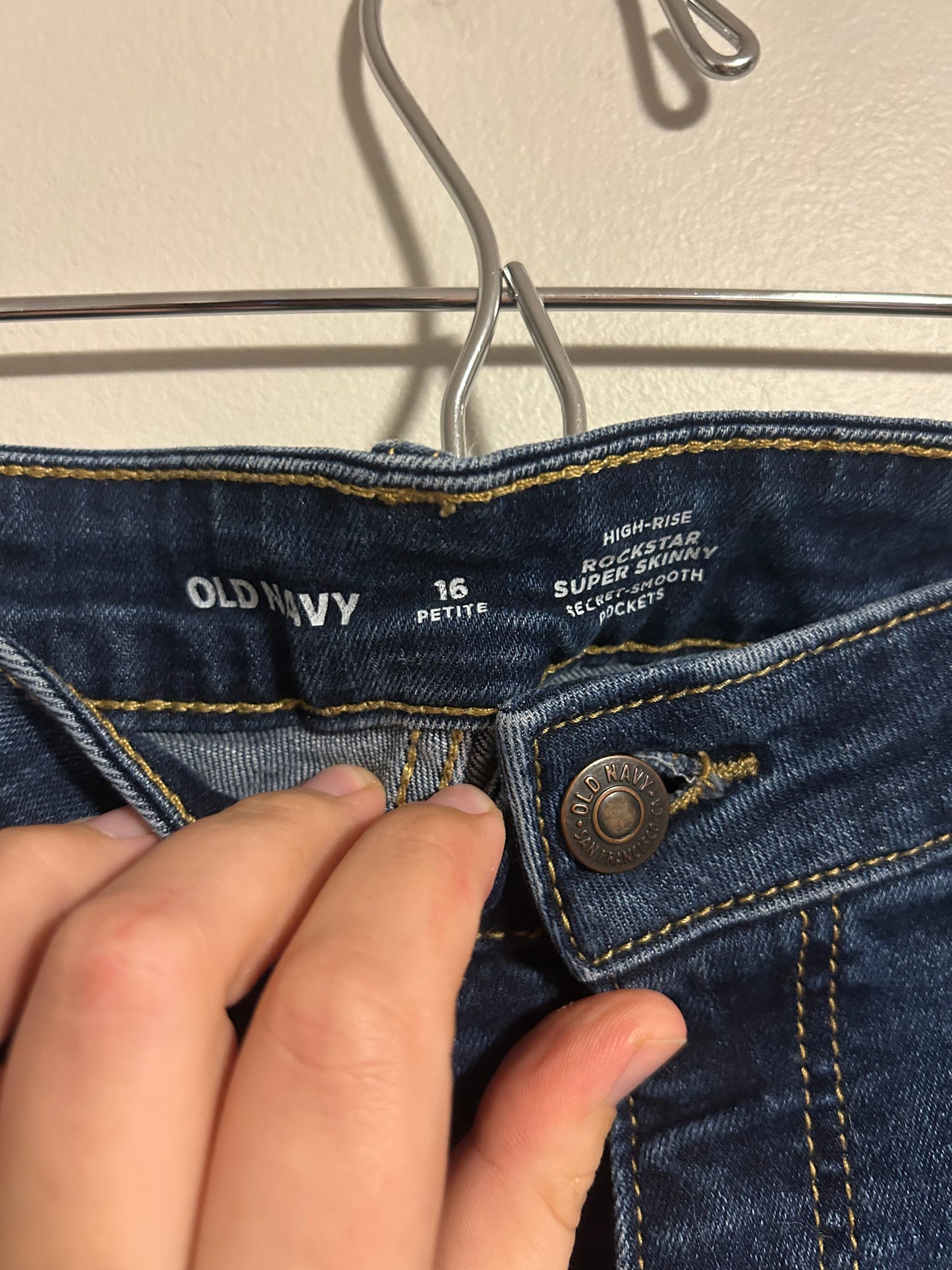 Old navy 16 petite medium wash high rise skinny jeans