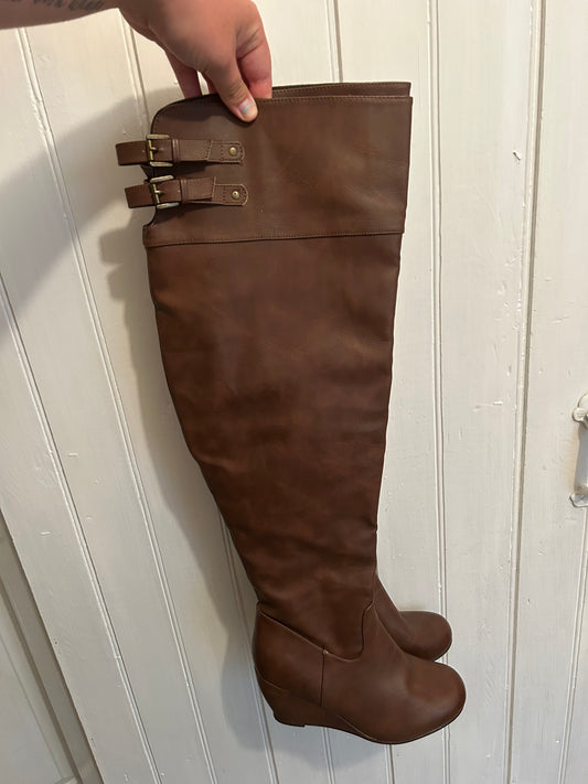 Ardene 10 brown heeled knee high boots