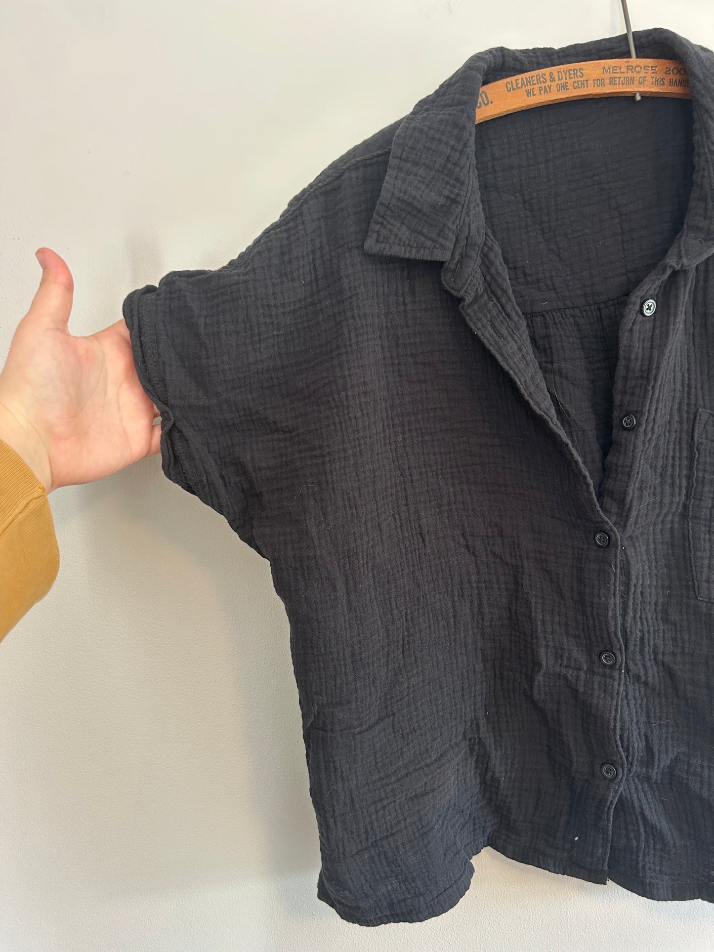 George xl black button up top