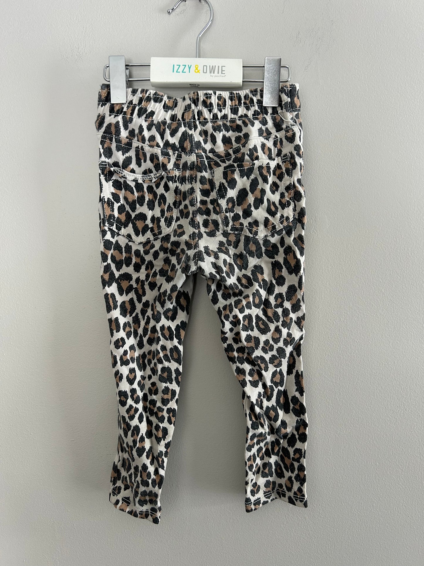 Children’s place 3t cheetah jeggings