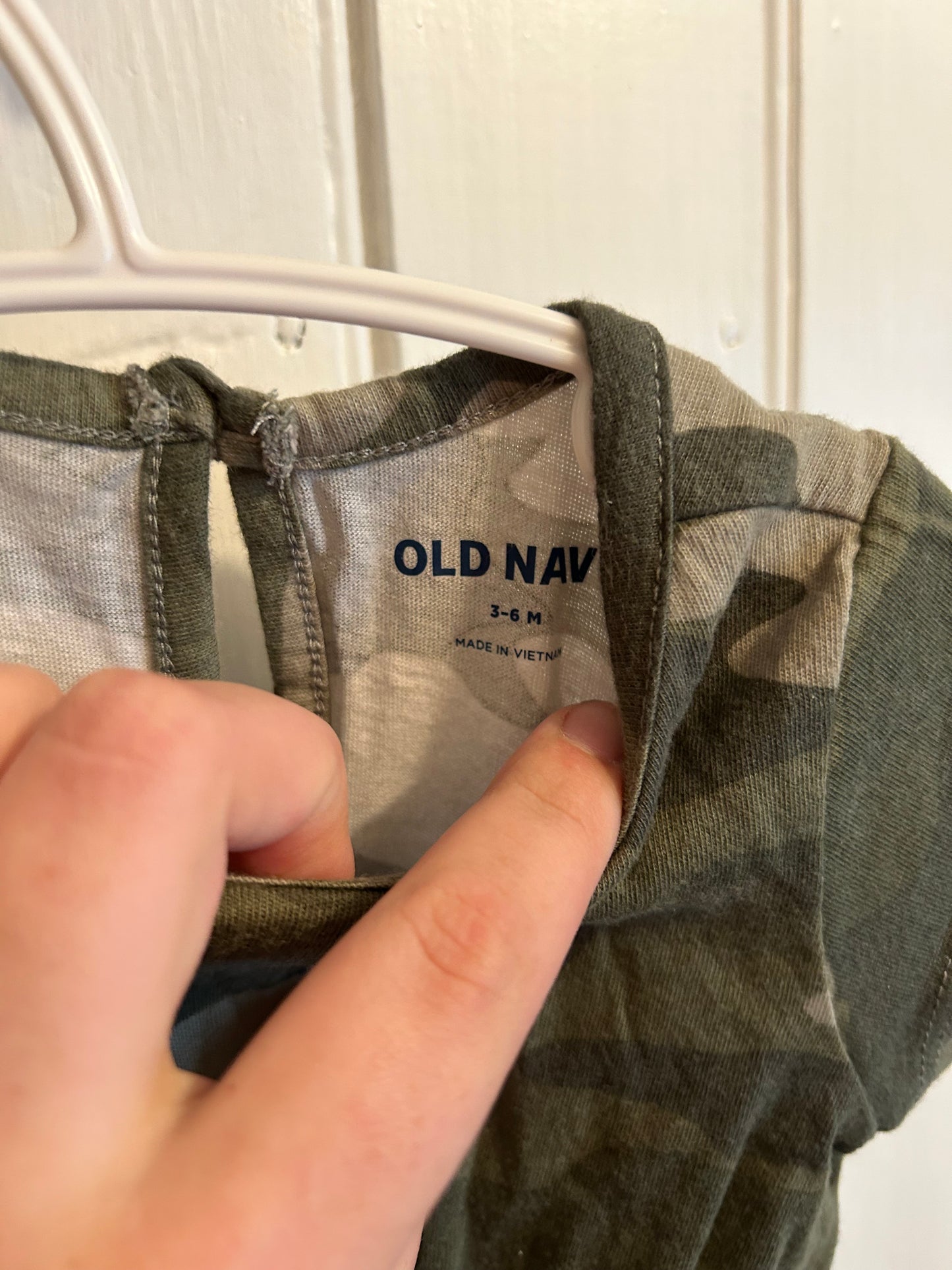 Old navy 3/6m camo romper