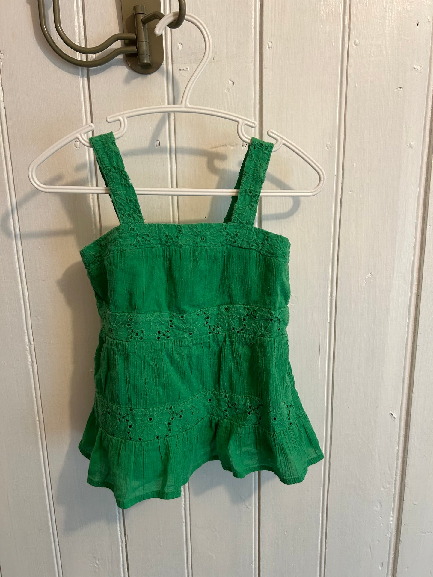 Children’s place 24m green lace dress