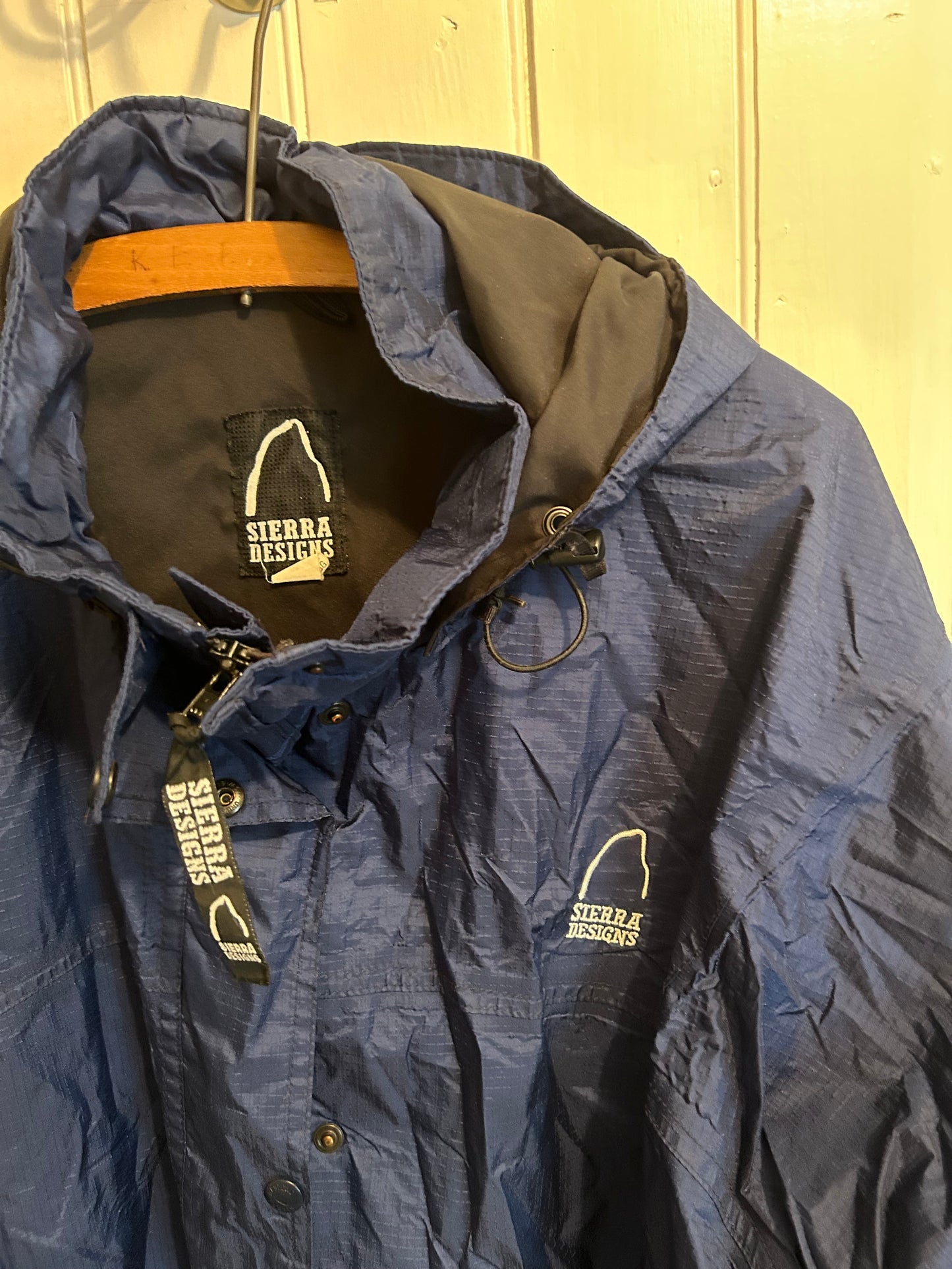 Sierra designs women’s xl rain jacket