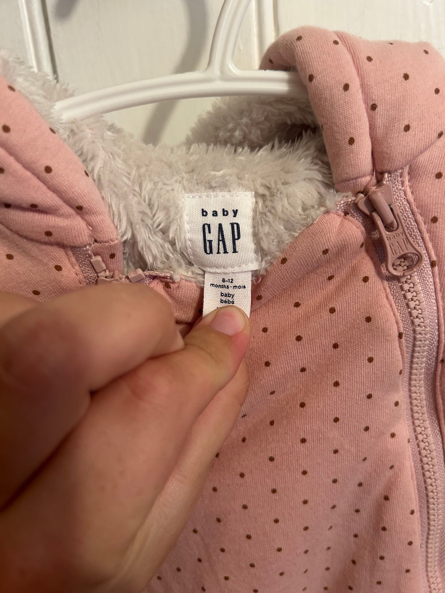Gap 6/12m pink polka dot Sherpa lined bunting suit