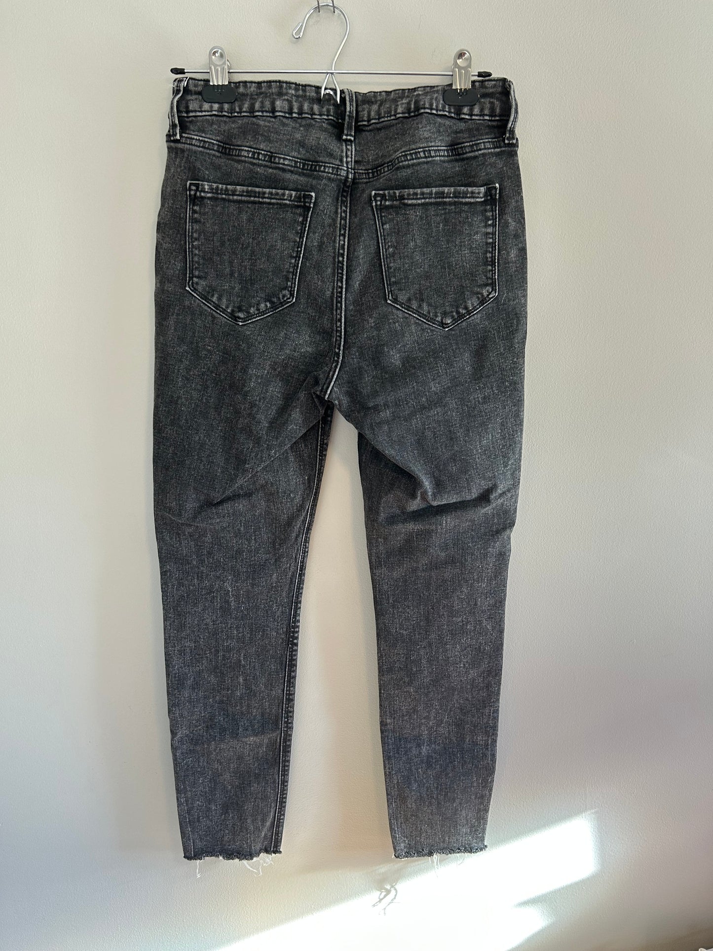 Old navy 8 black denim button up high rise skinny jeans