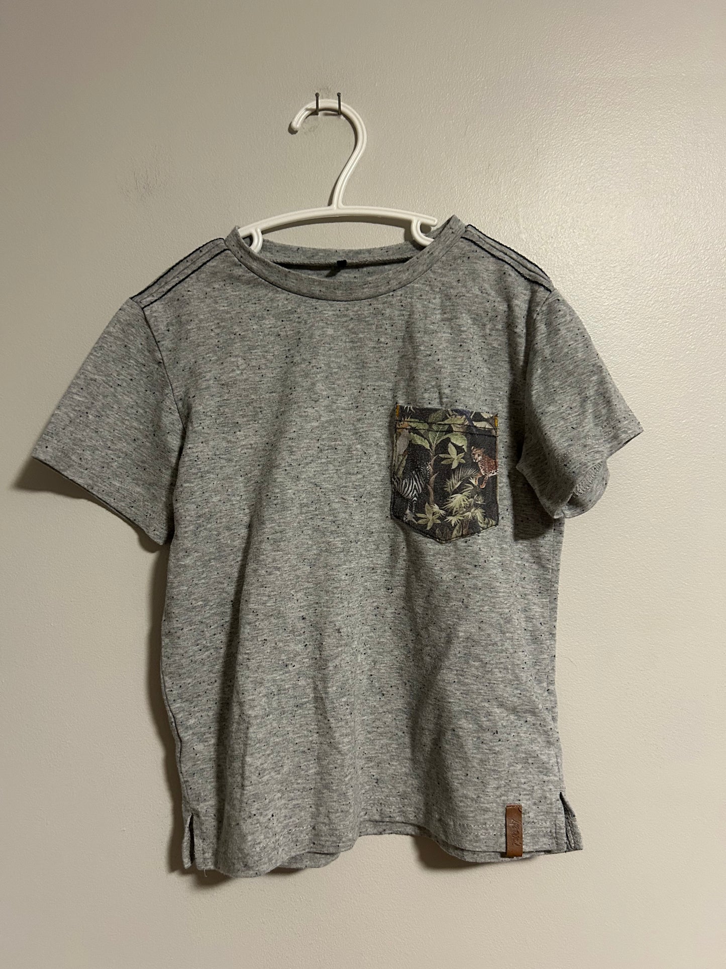 Deux par deux toddler 4 grey animal pocket tshirt