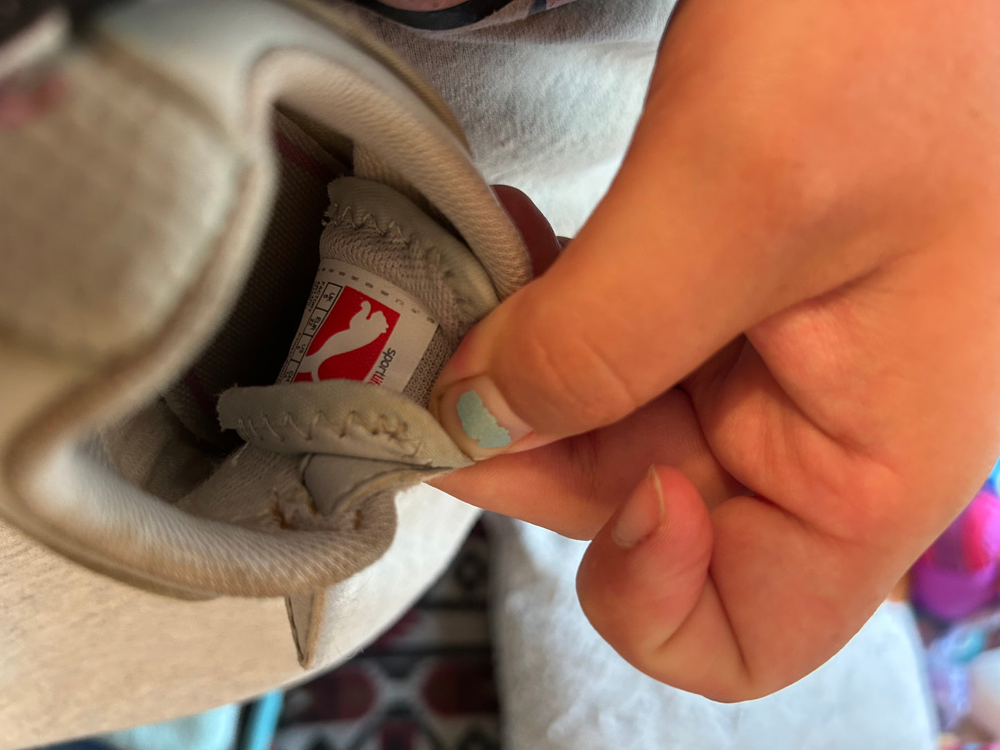 Puma infant 6 off white & pink sneakers