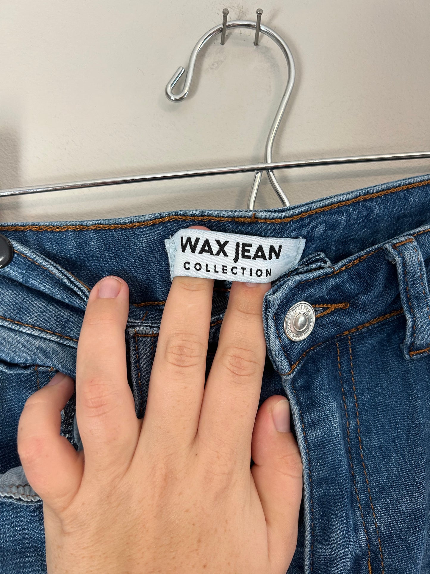 Wax jeans 5 medium wash wide leg jeans