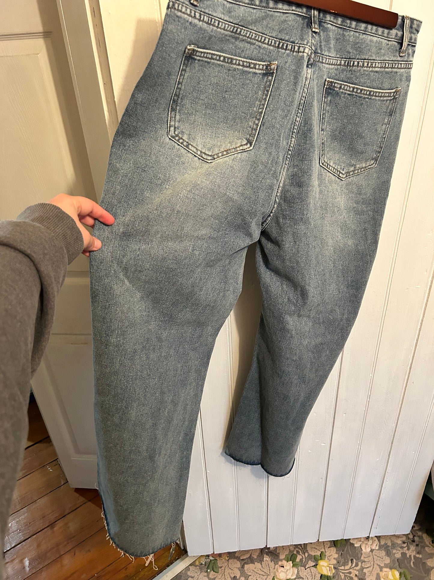 NEW cider xl light wash distressed baggy jeans