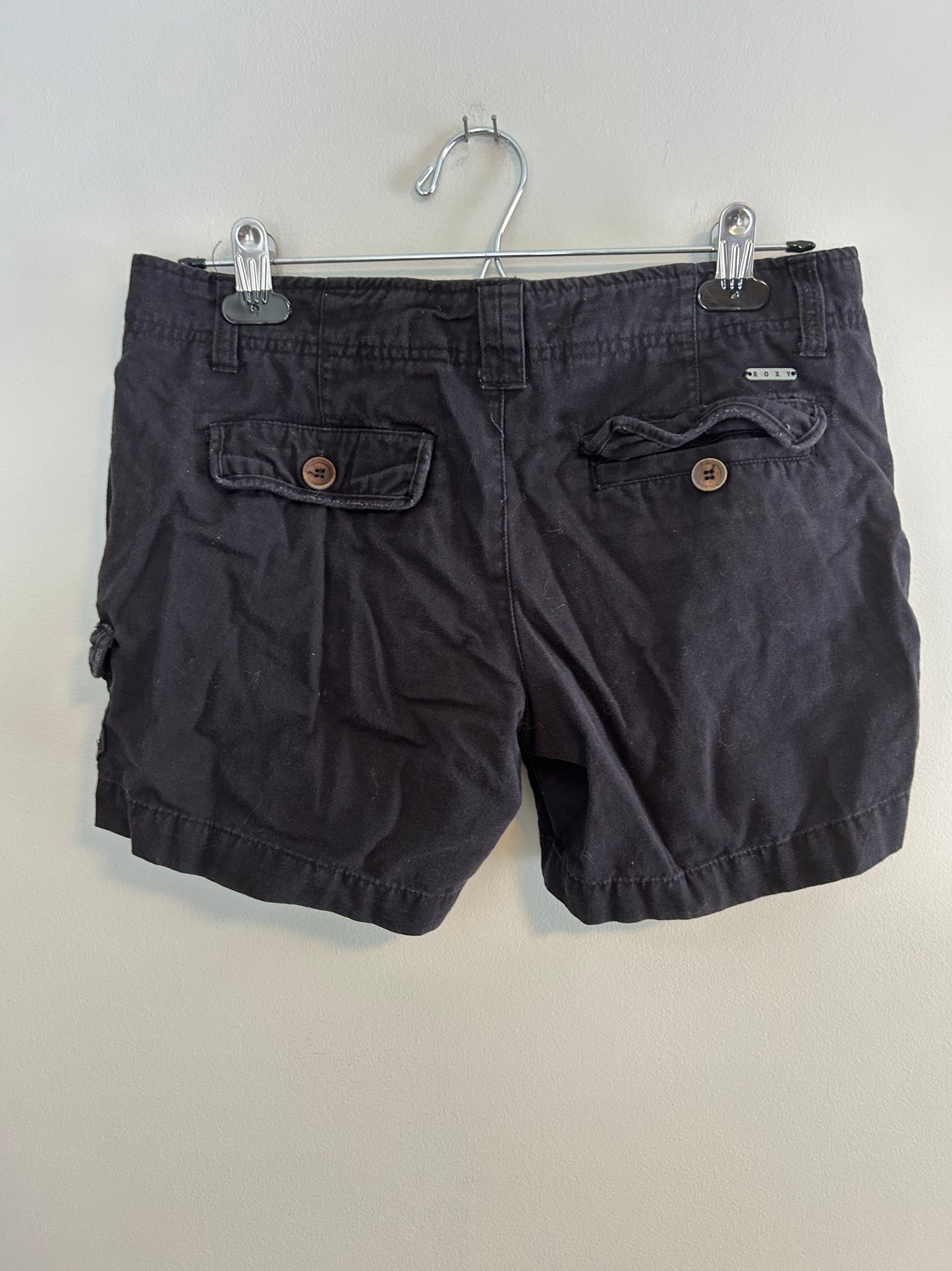 Roxy juniors 7 black shorts