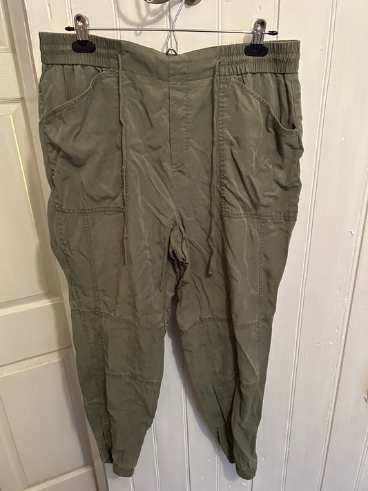 Banana Republic large green khaki joggers