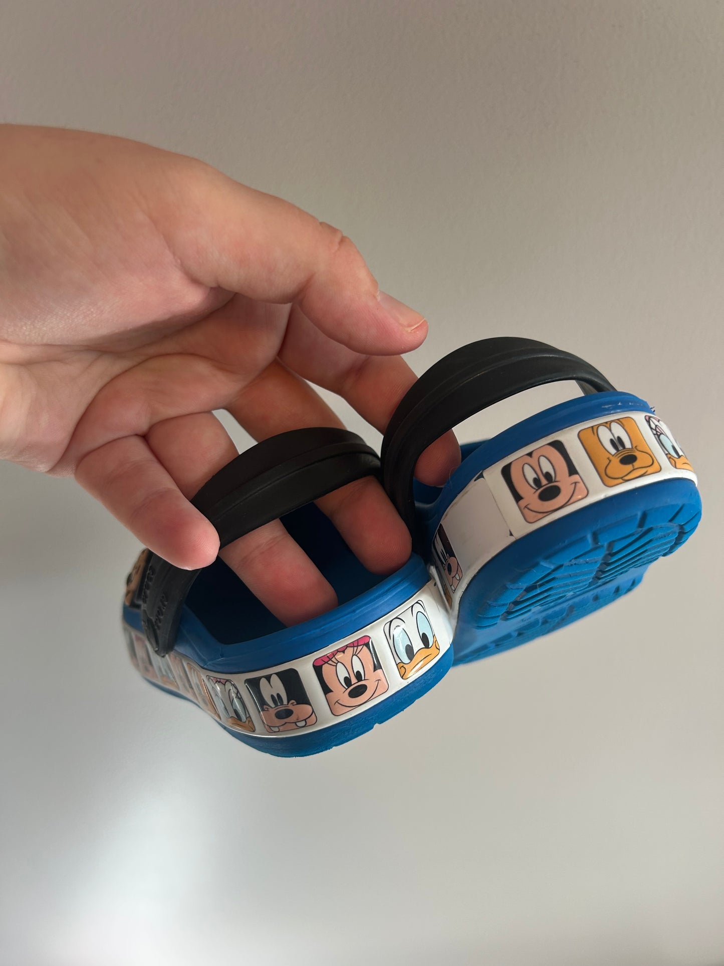 Crocs C9 blue Disney shoes