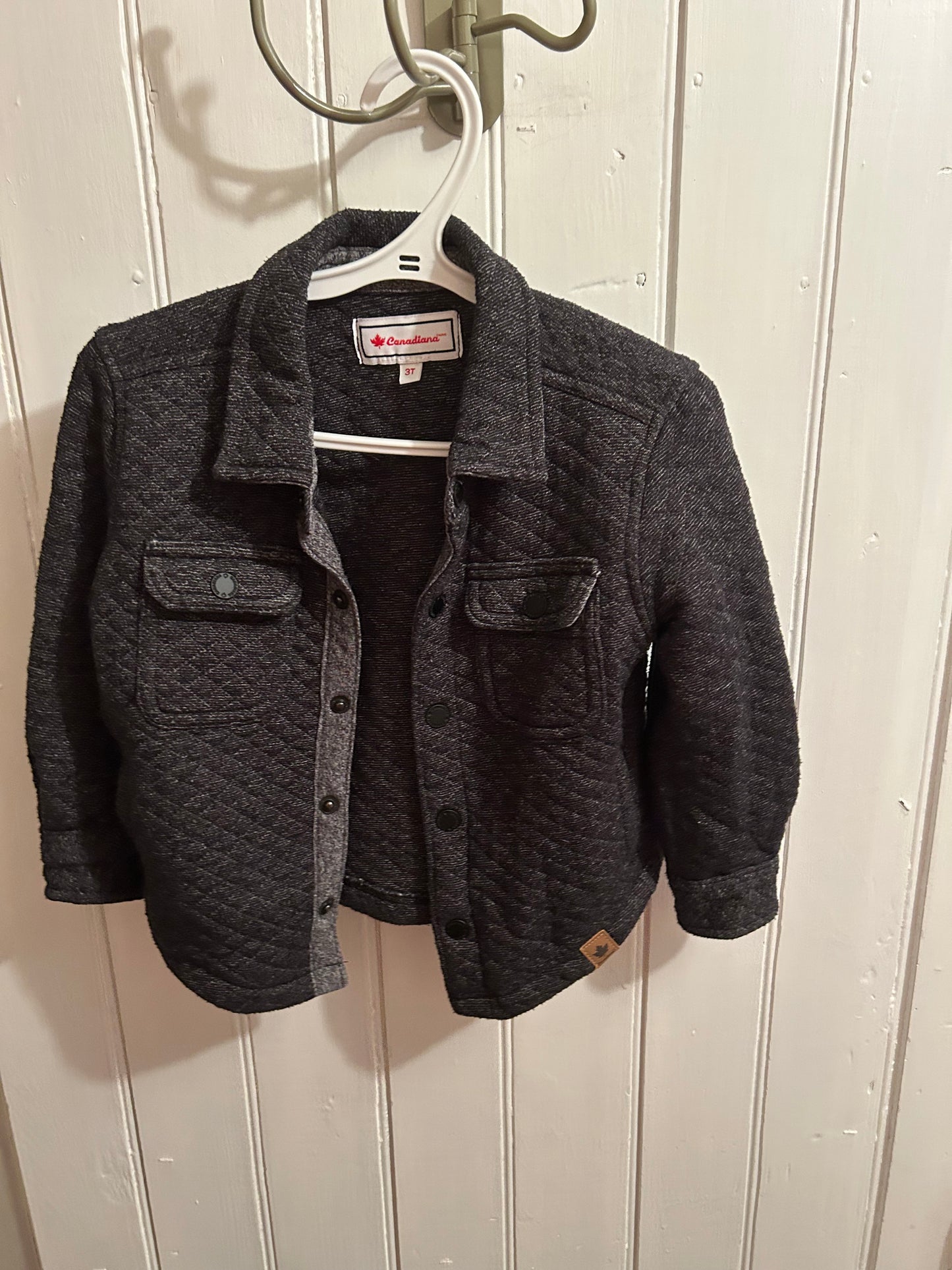 Canadian 3t grey quilted Shacket