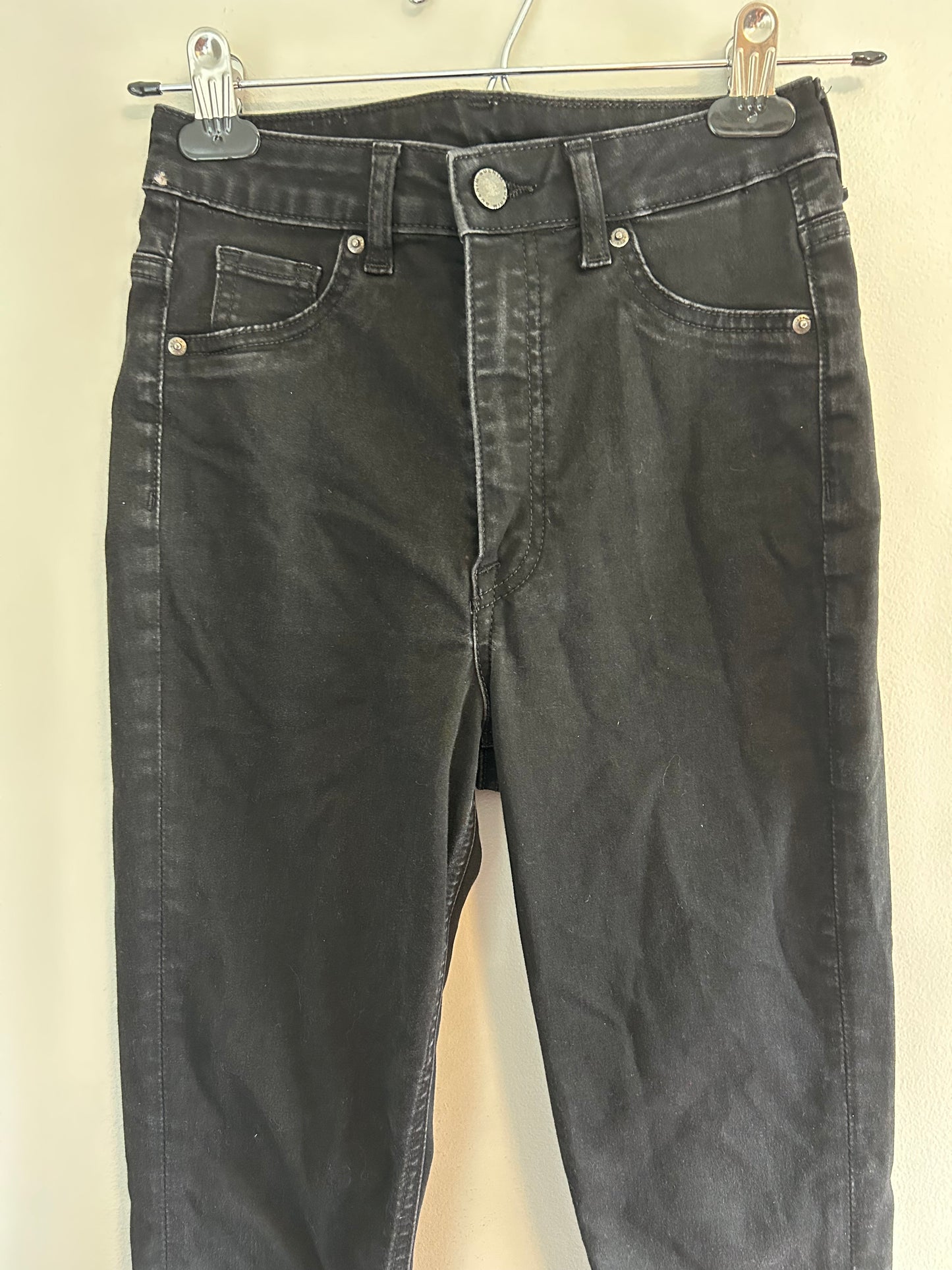 H&M & Denim women’s 2 black denim skinny jeans