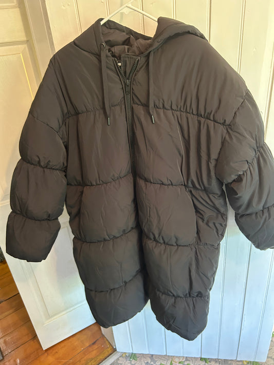 Divided H&M large black knee length puffer winter jacket