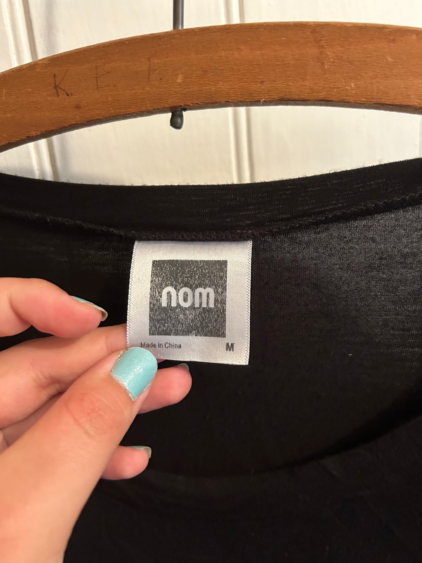 Nom medium black bamboo tshirt