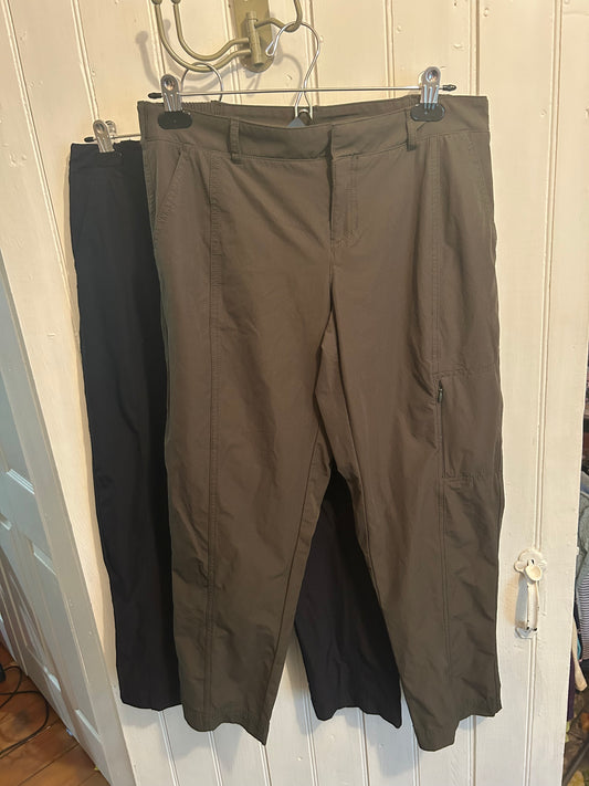Kirkand 6 green & black travel pant