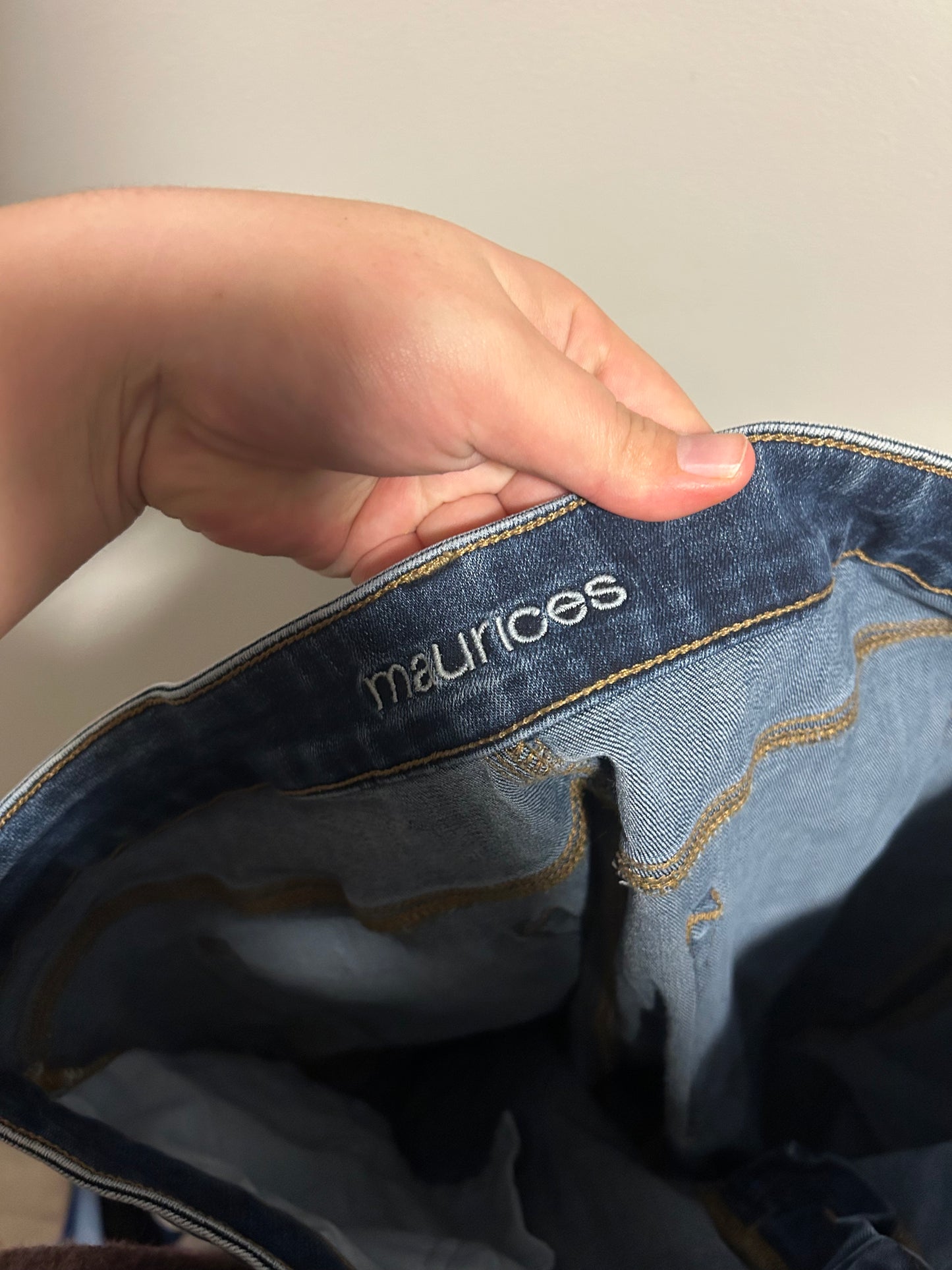 Maurcies xl short medium wash skinny jeans