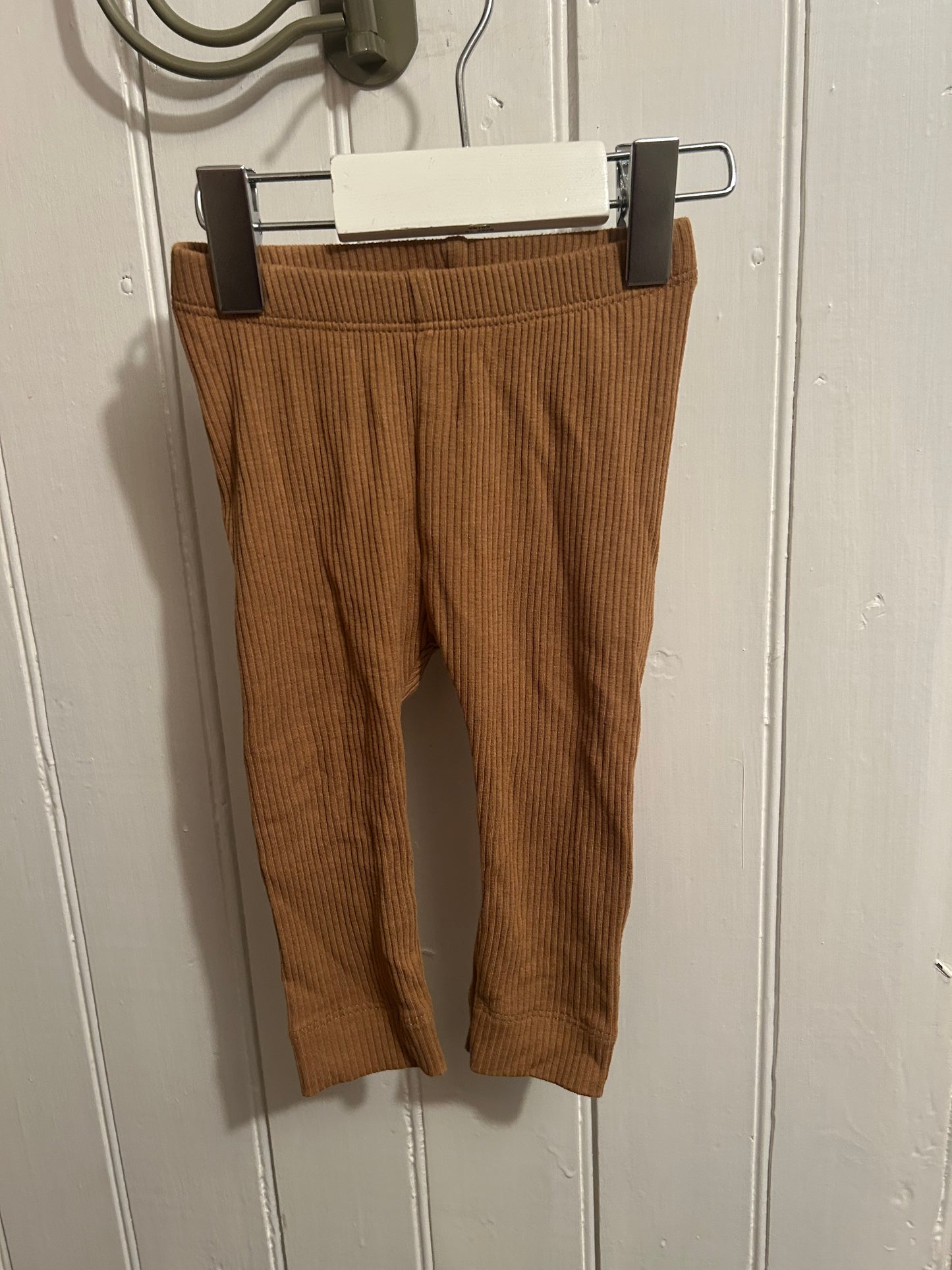 Old navy 6/12m brown ribbed leggings