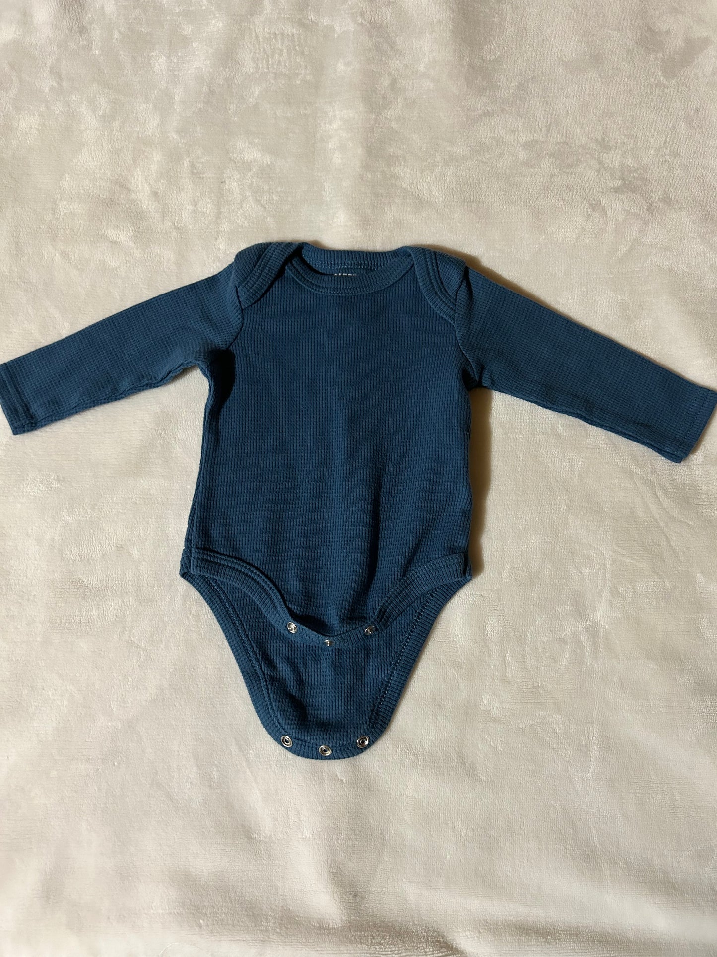 Dapper dude 0/3m blue waffle knit onesie