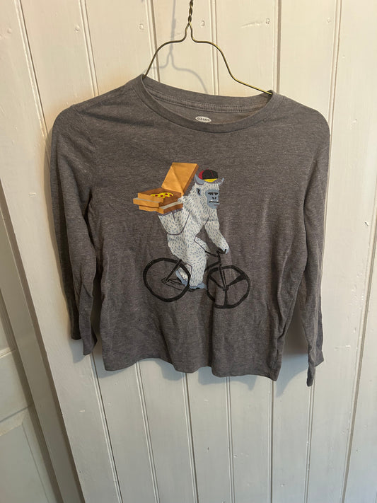 Old navy youth 8 pizza yeti graphic top