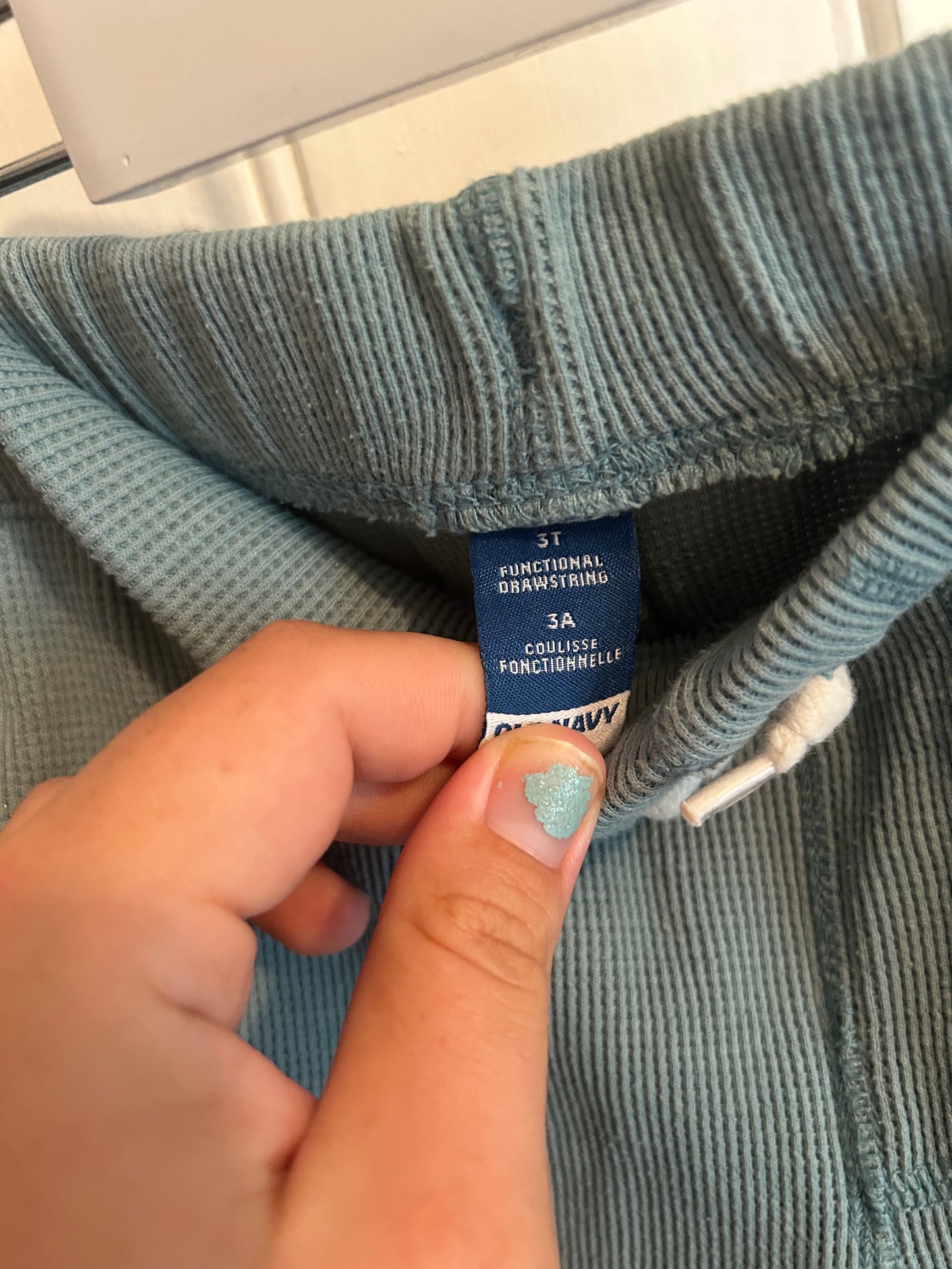 Old navy 3t blue waffle knit shorts