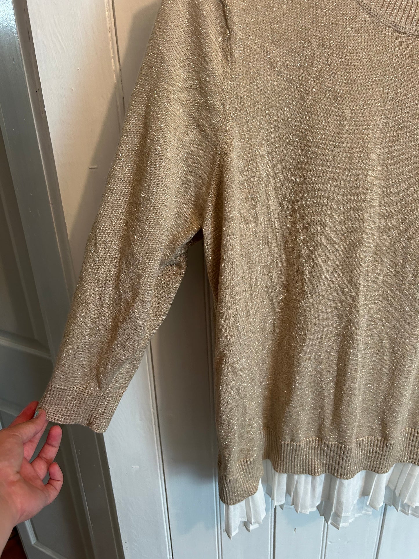 Calvin Klein large gold sweater with pleated liner