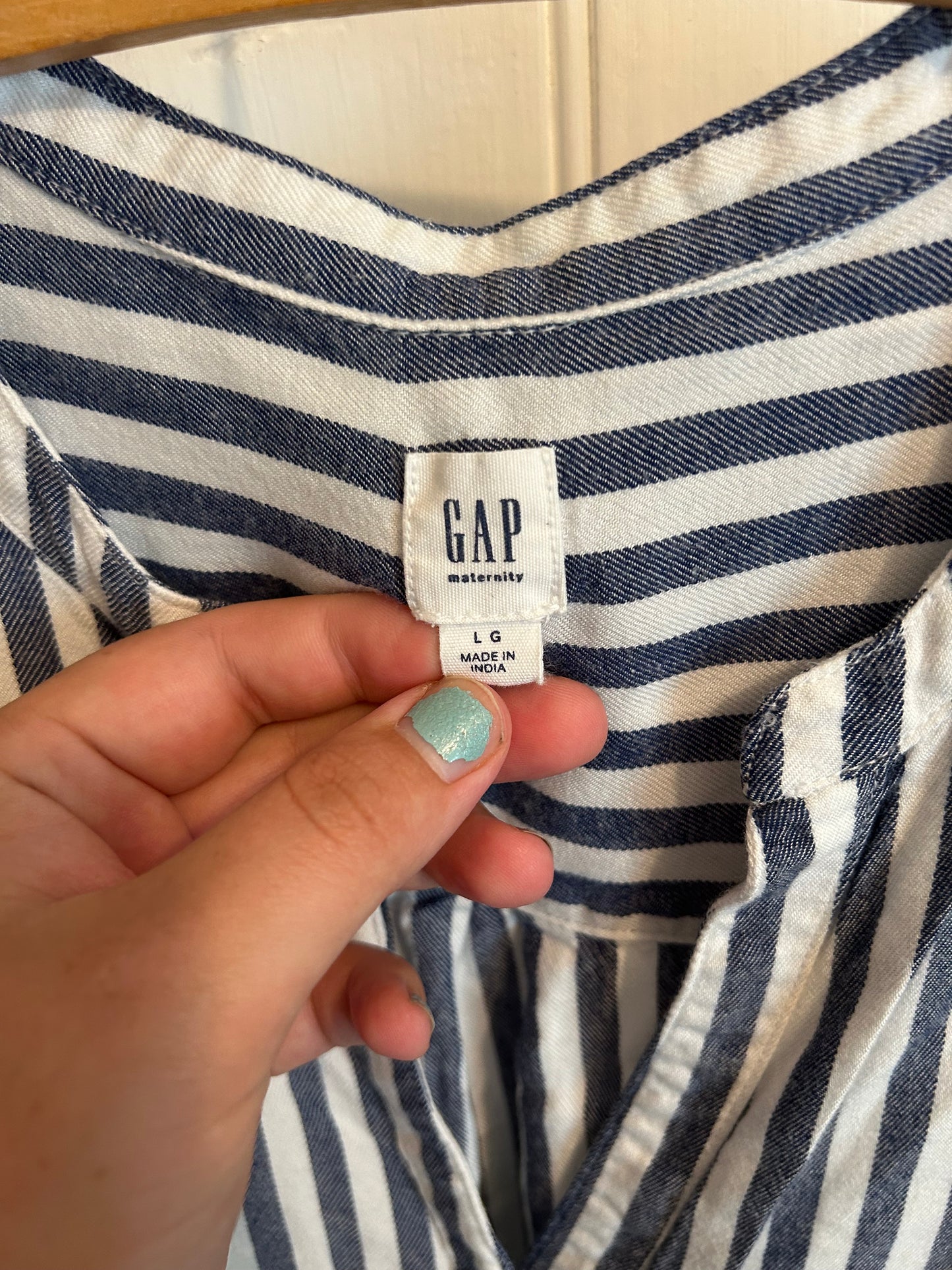 Gap maternity large navy & white striped button up top