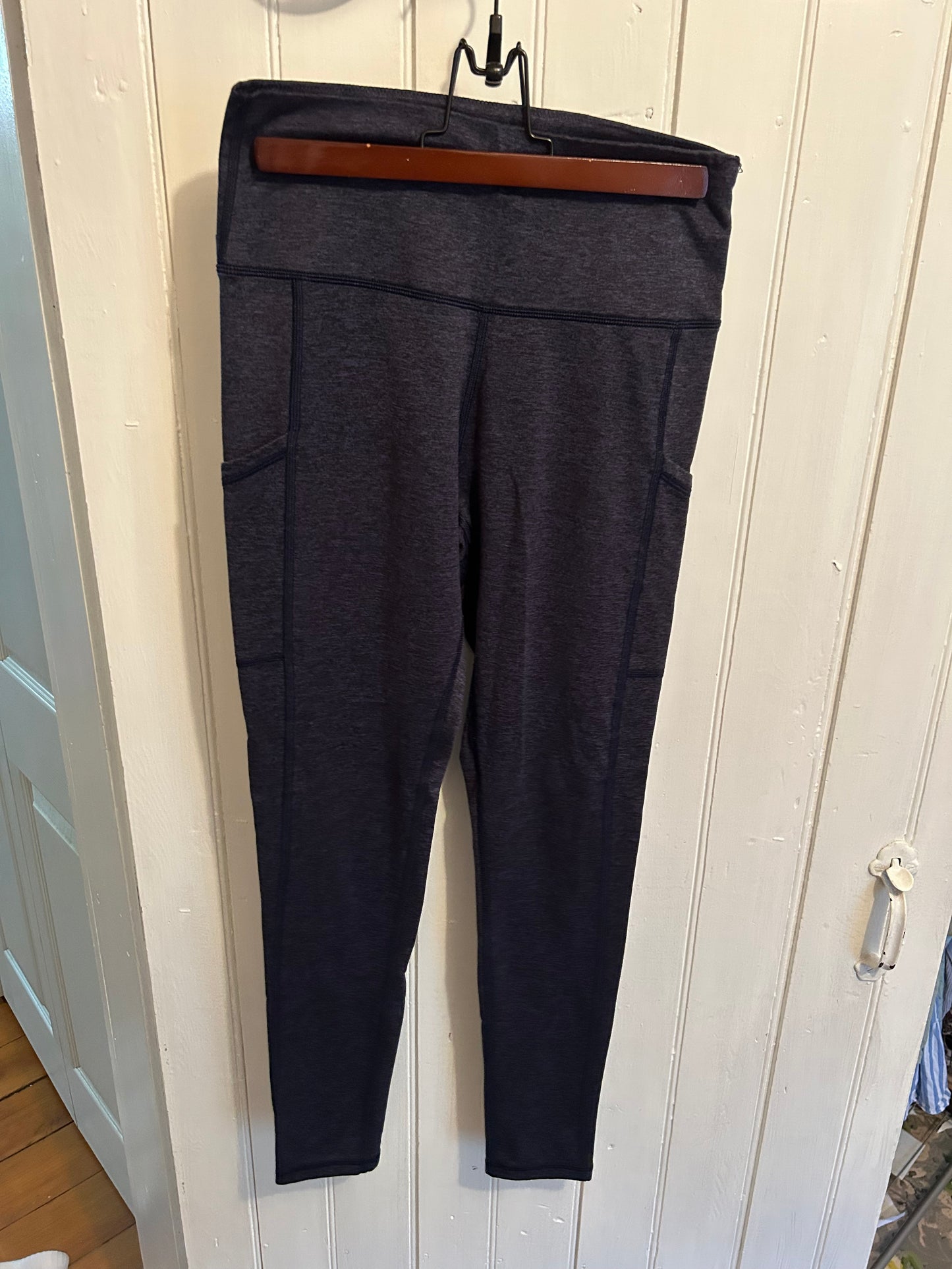 Aerie large long navy blue leggings