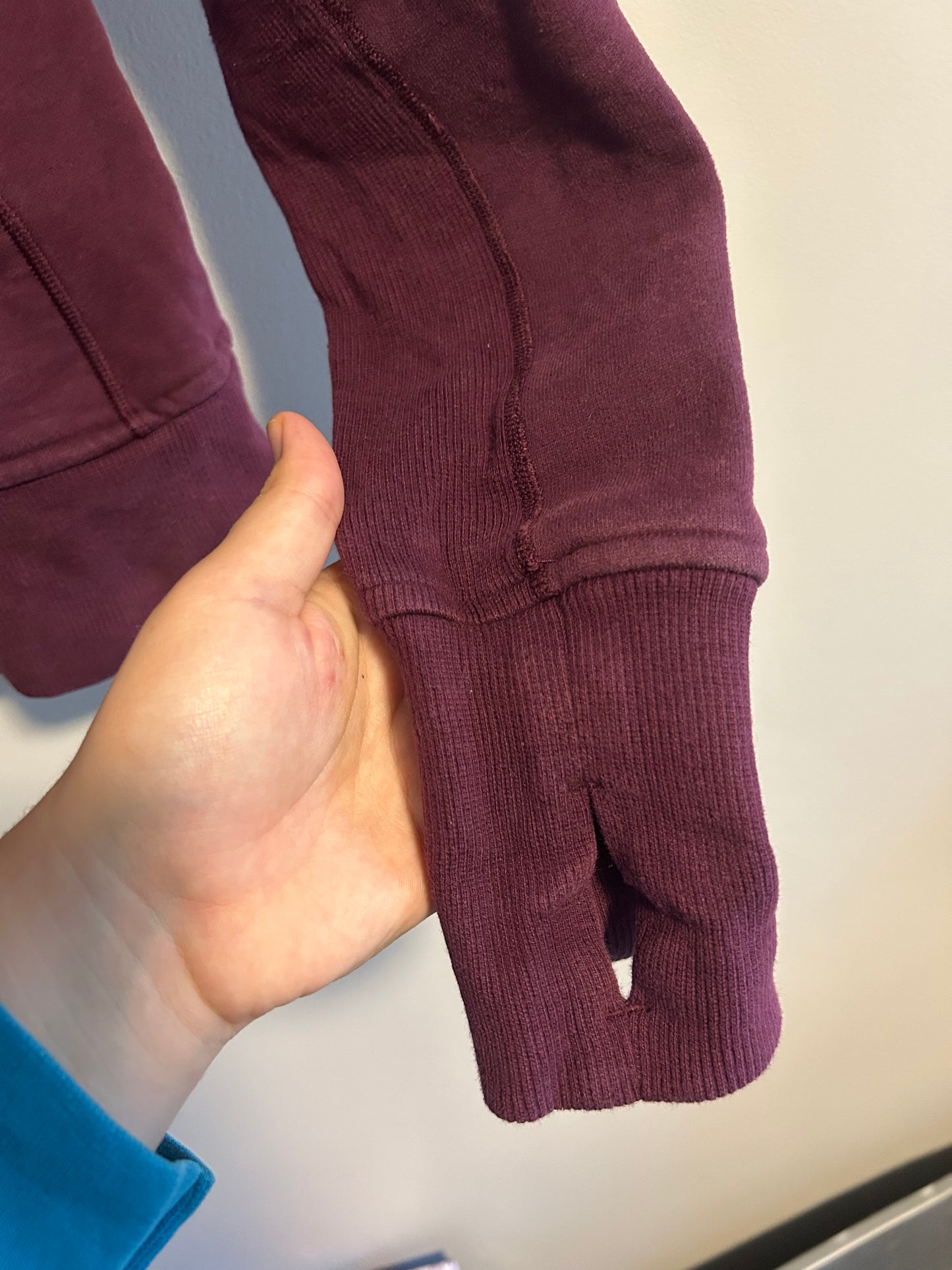 Lululemon 8 purple scuba sweater