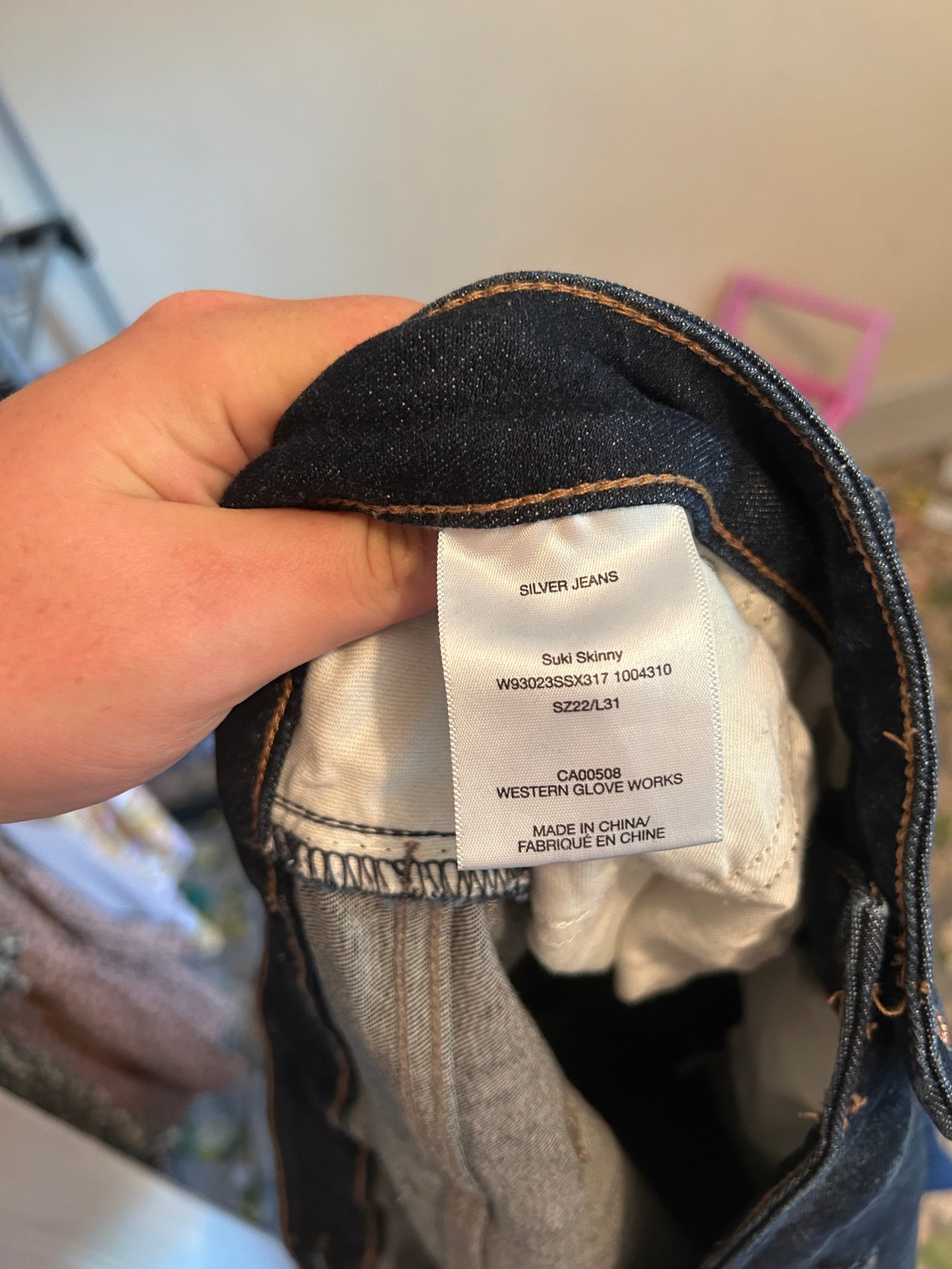 Silver jeans plus 22 dark wash skinny jeans