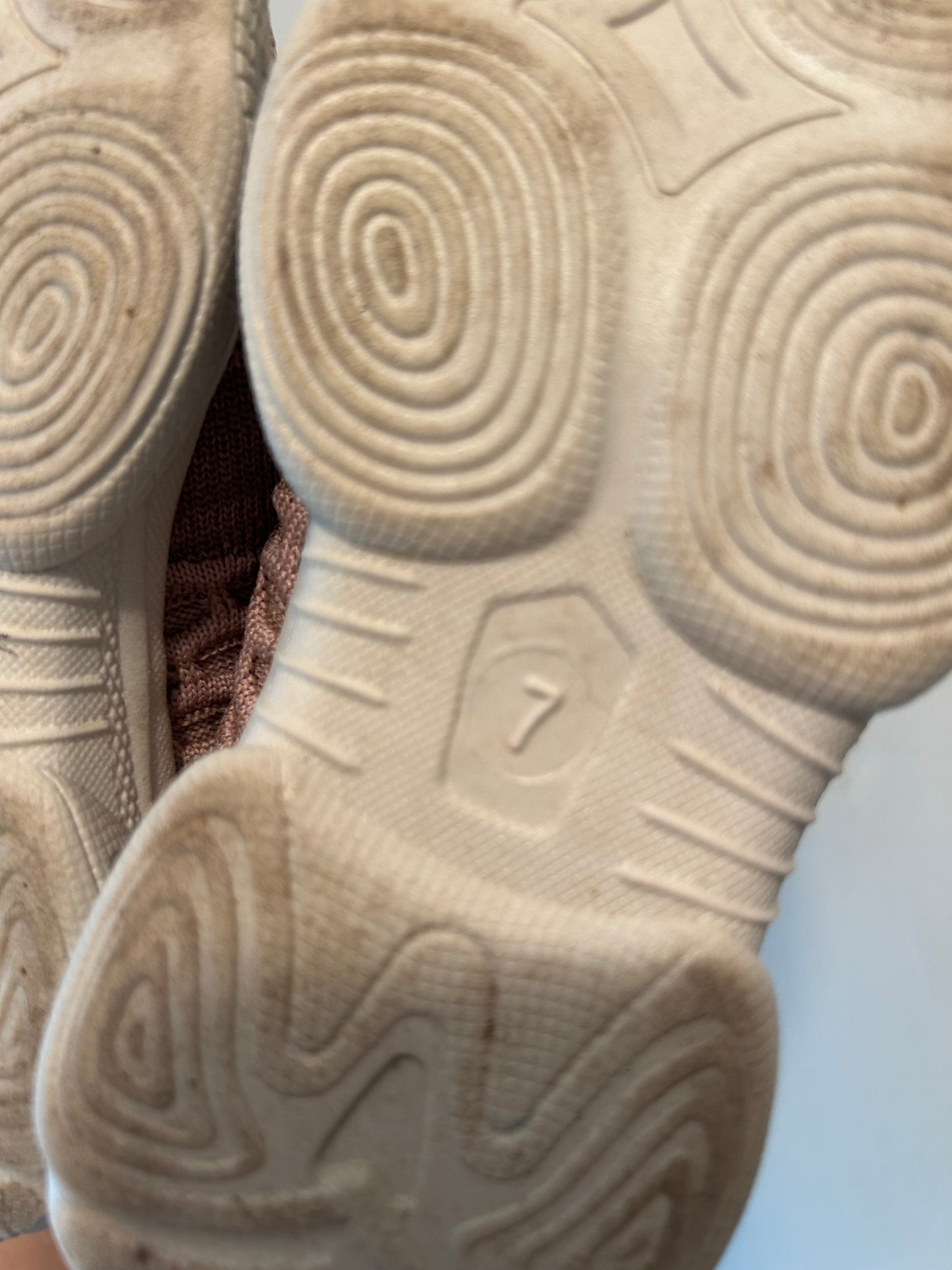 Qtee infant 7 purple runners