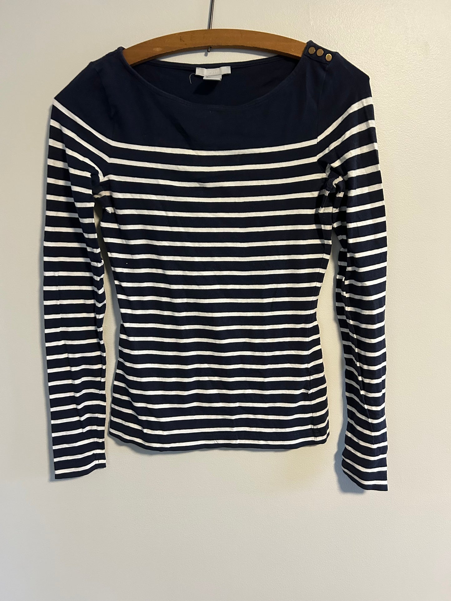 H&M xs navy & white striped top