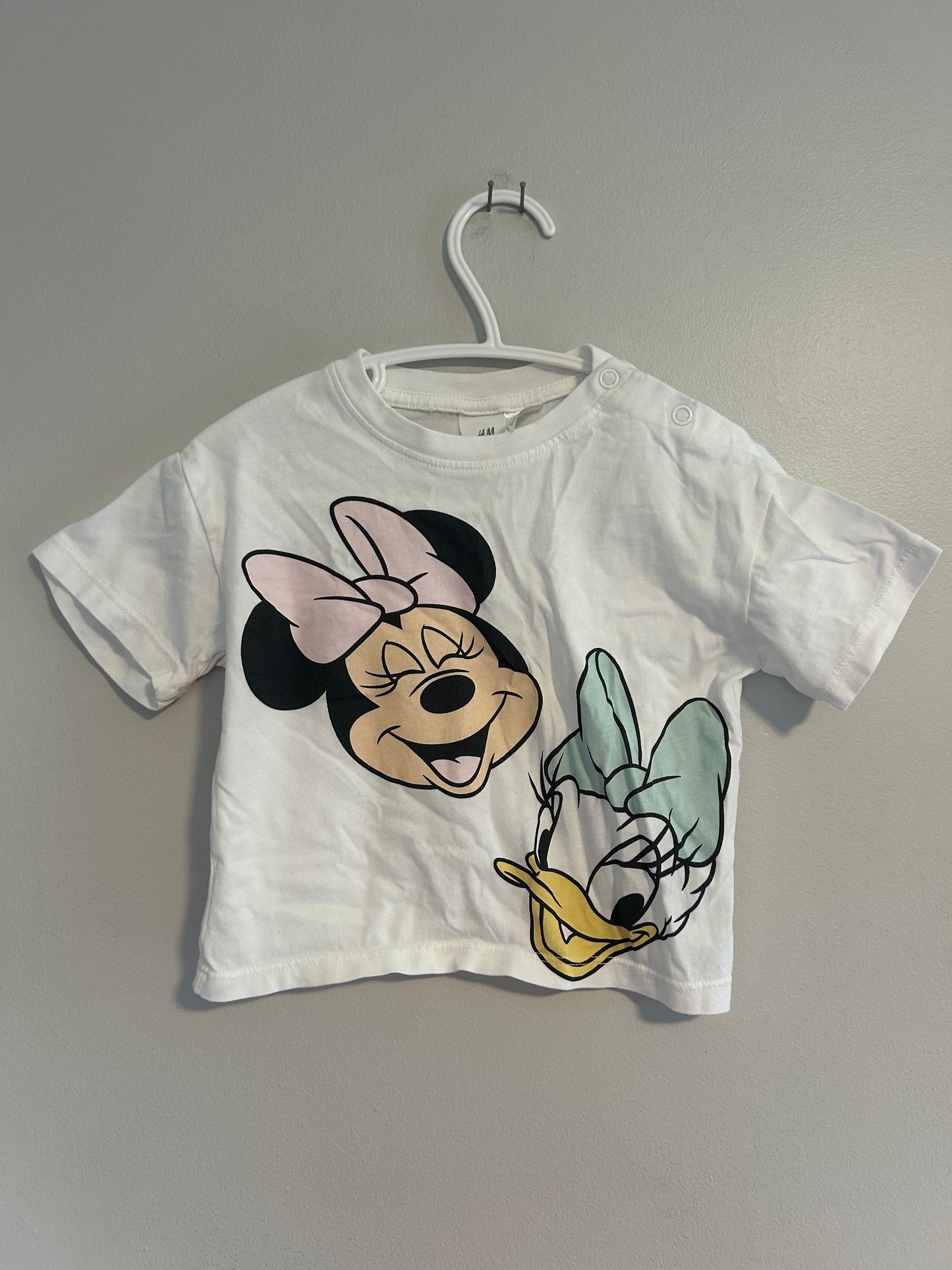 H&M 6/9m white Minnie & Daisy tshirt