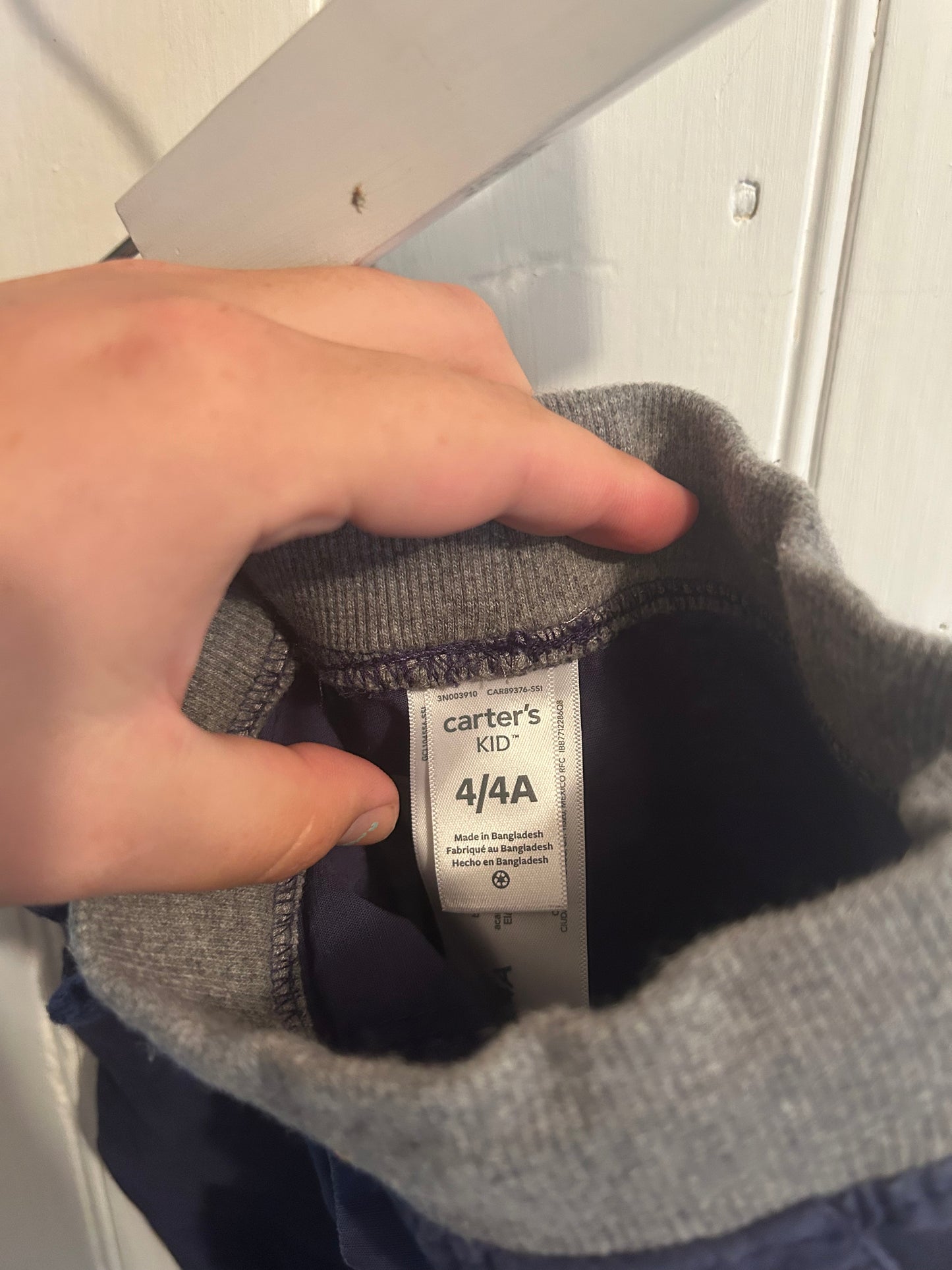 Carters 4t navy shorts