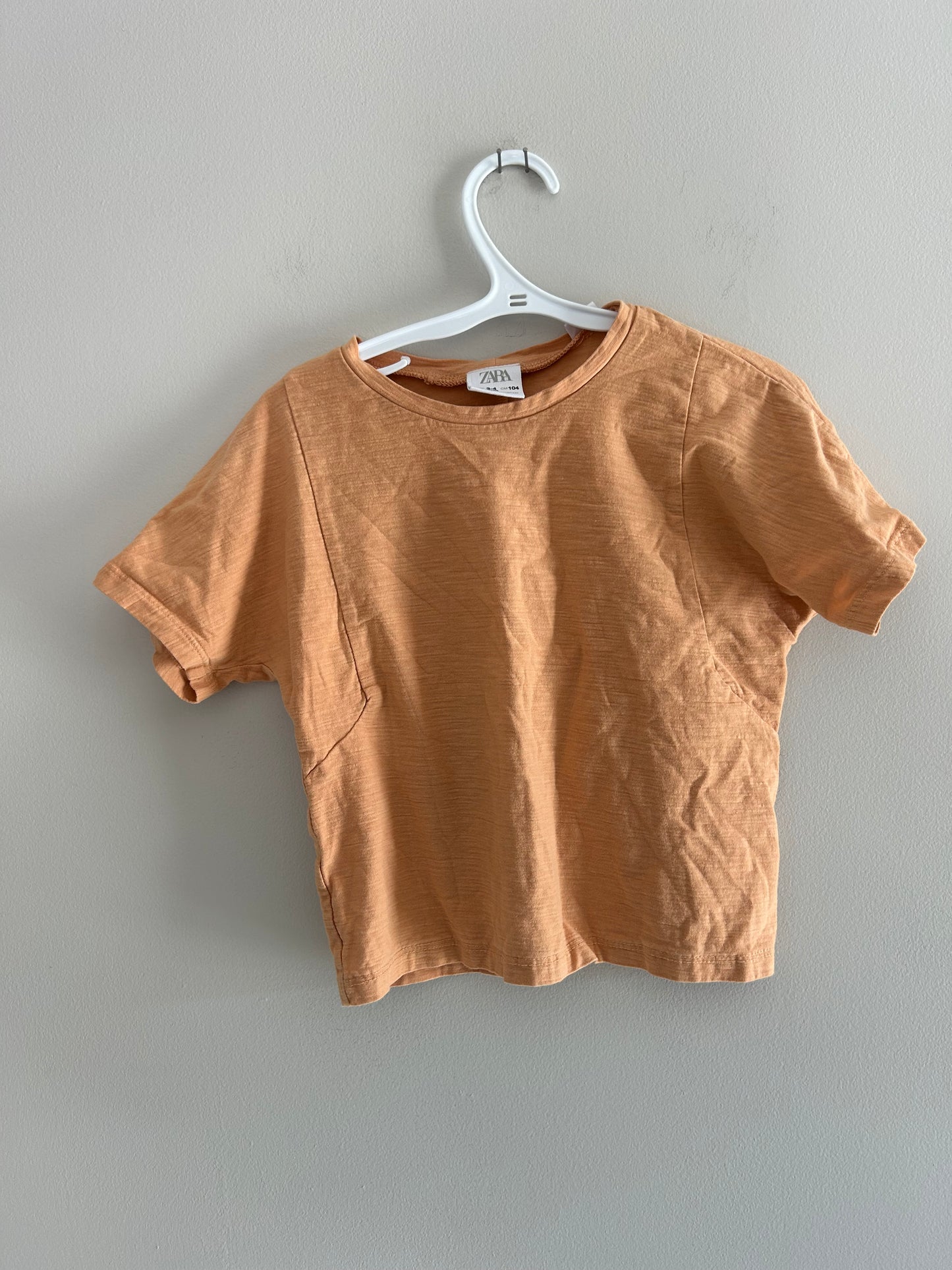 Zara 3/4t orange tshirt