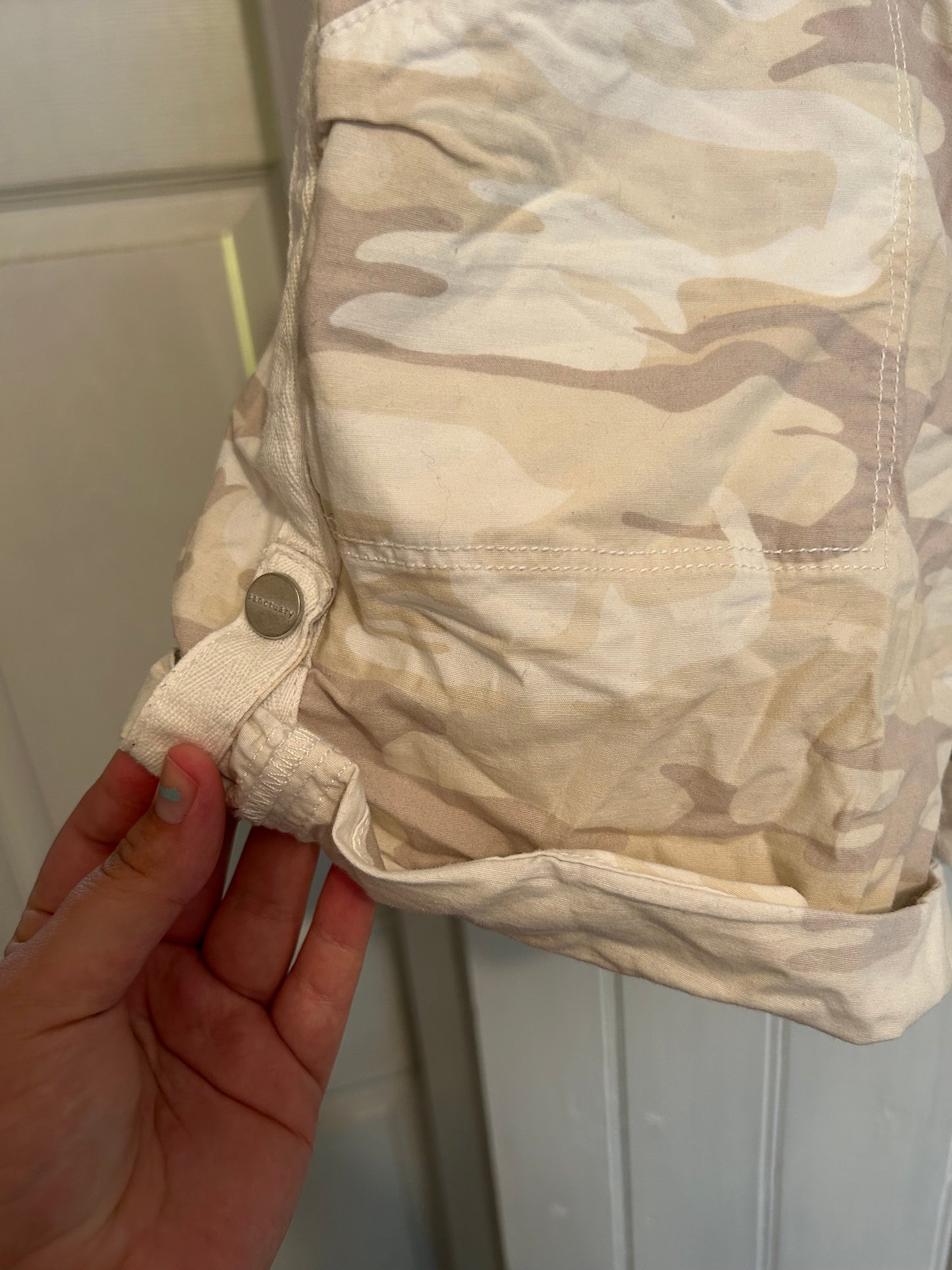 Sanctuary 29 tan camo shorts