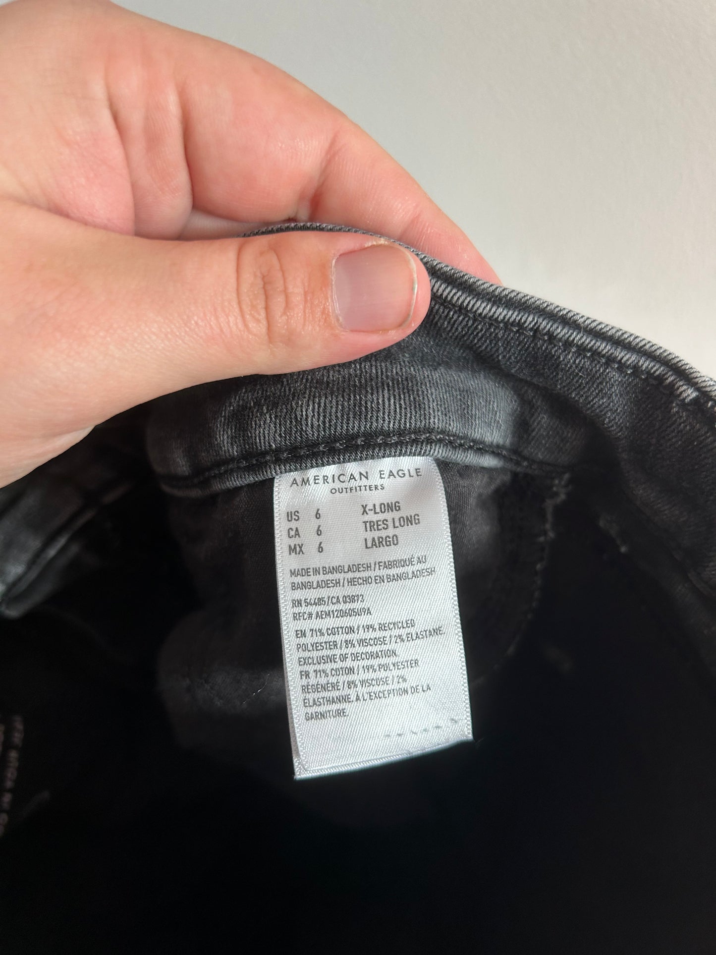 American eagle women’s 6 x-long curvy high rise skinny jeans