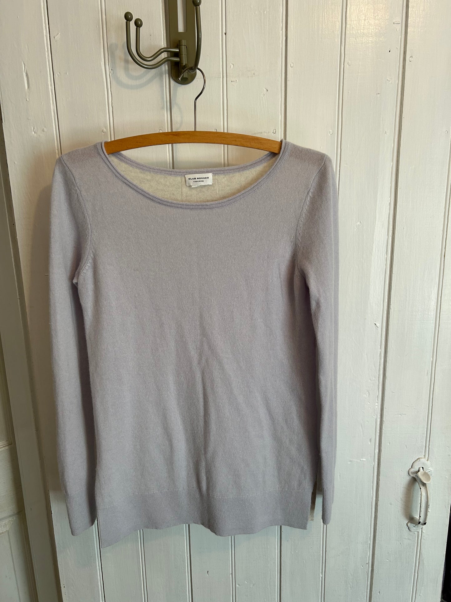 Club Monaco cashmere medium light blue sweater