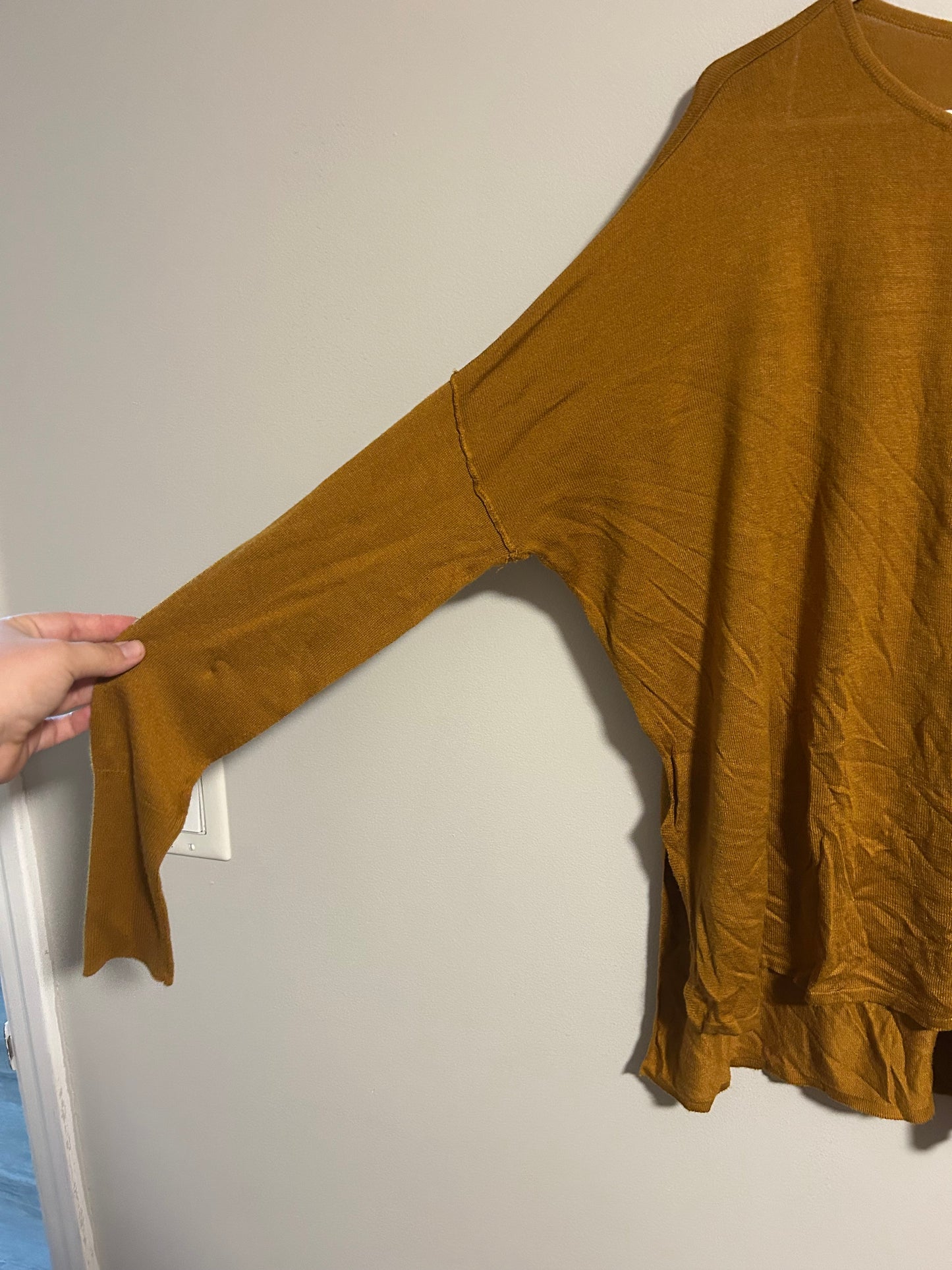 H&M small mustard yellow long sleeve shirt