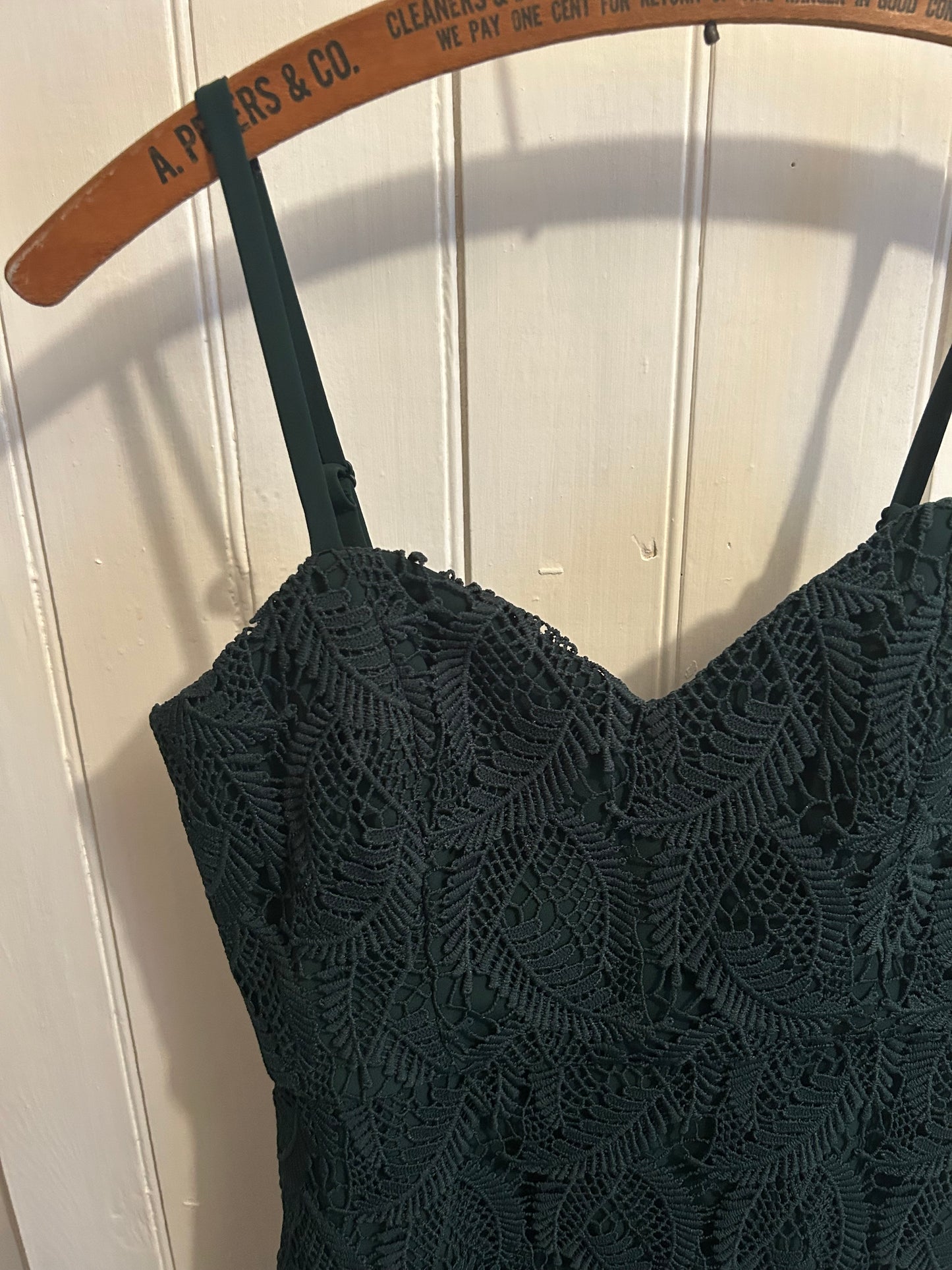 NEW RW&CO 0 dark green lace spaghetti strap midi dress