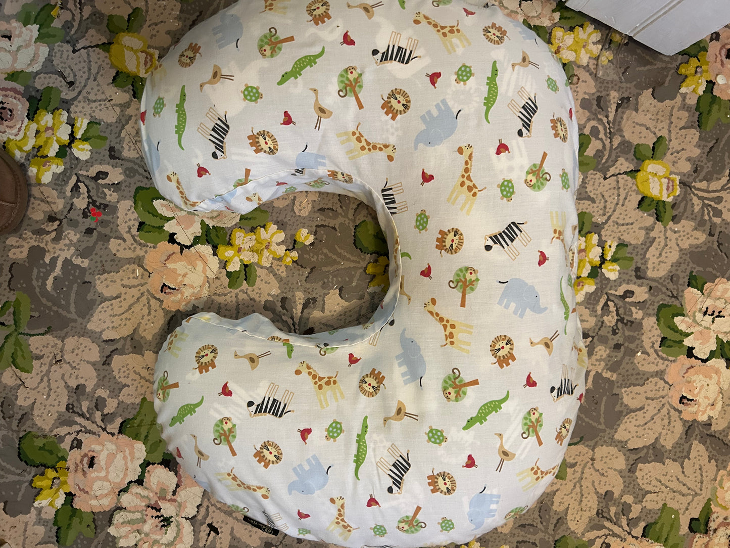 Jolly jumper nursing boppy pillow