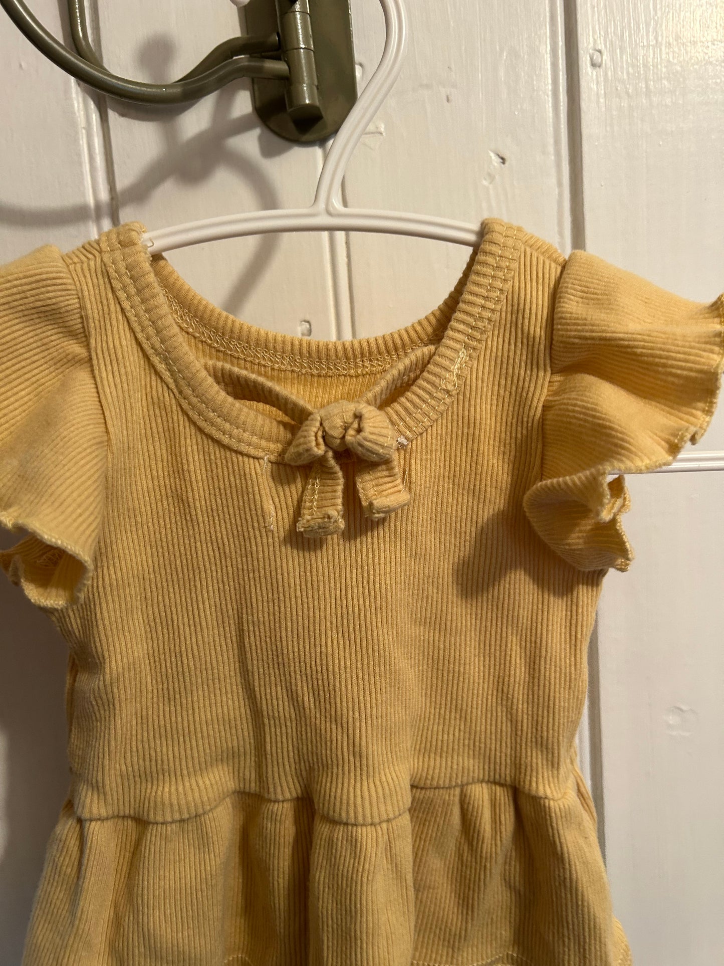 Monkey bars 0/3m yellow bee kind peplum top