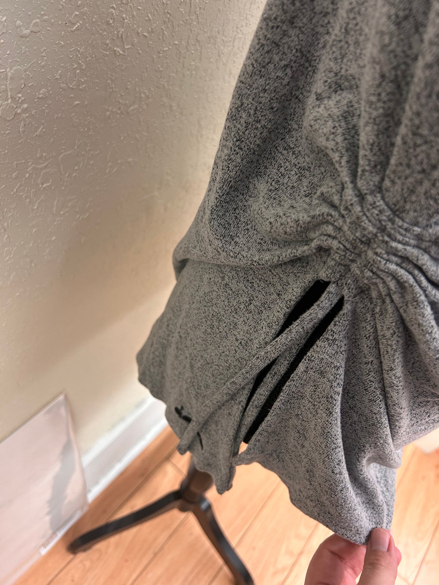 Diadora medium grey scrunch side shirt