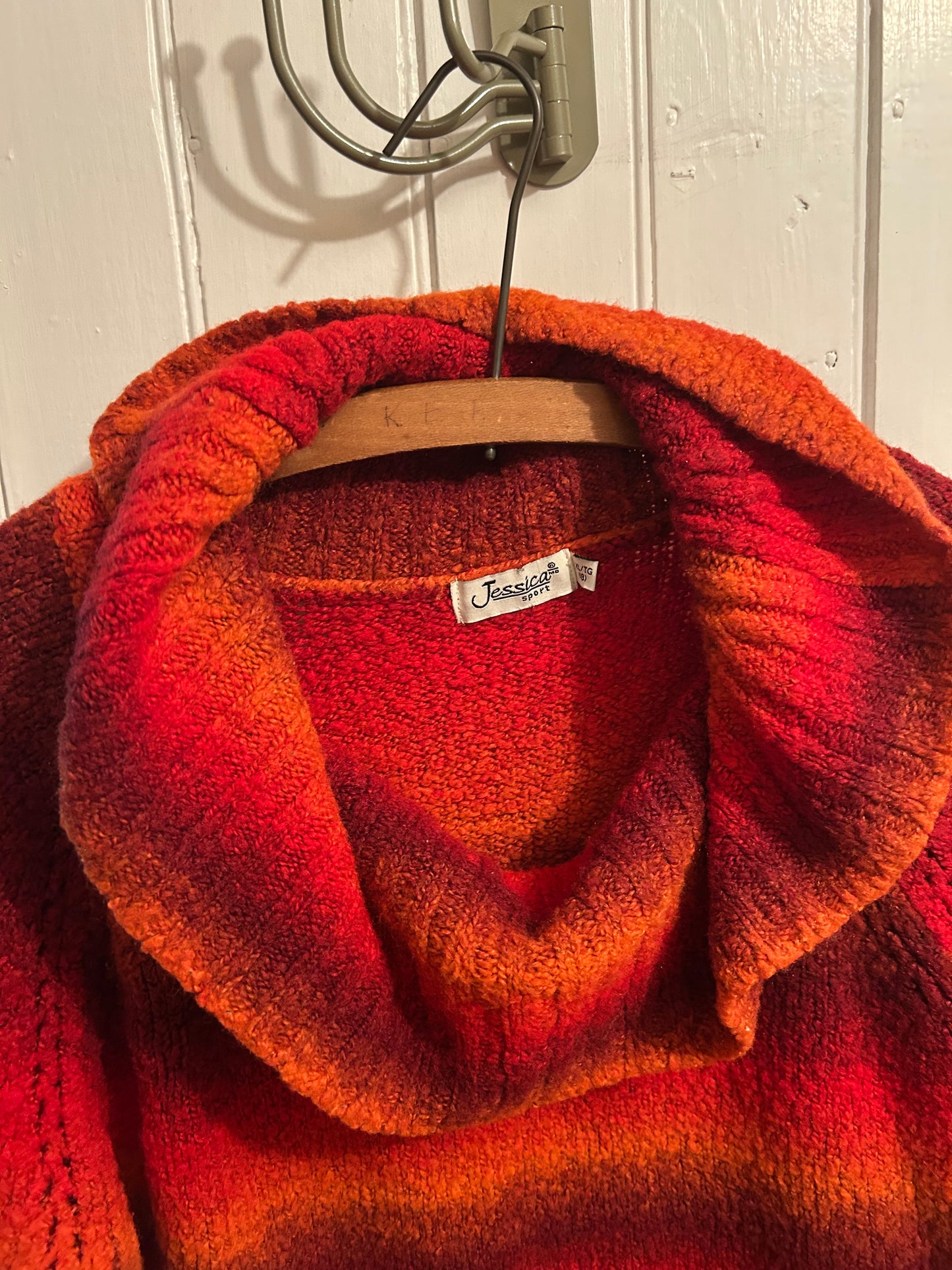 Jessica xl red & orange ombre cowl neck sweater