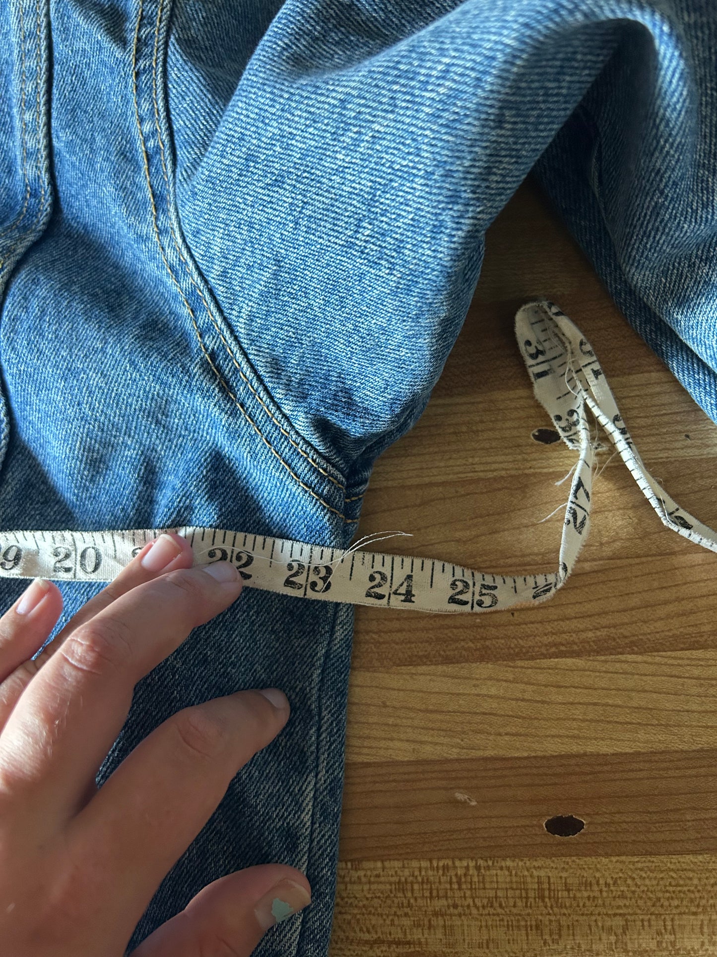 Vintage guess light wash denim jacket