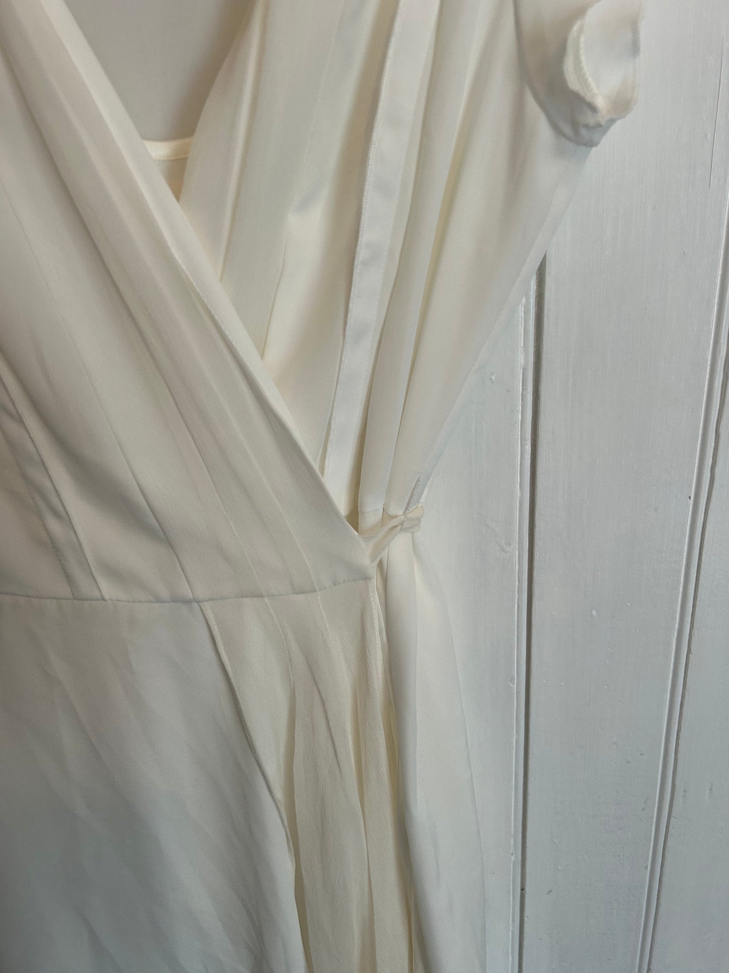 Guess by Marciano medium white sheer slip wrap dress